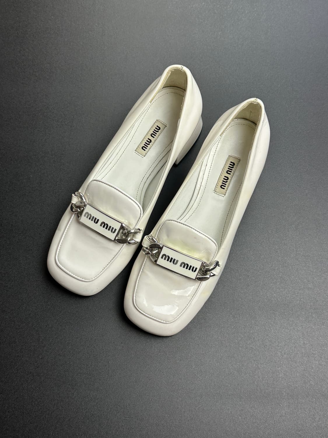 Miumiu 상품이미지1