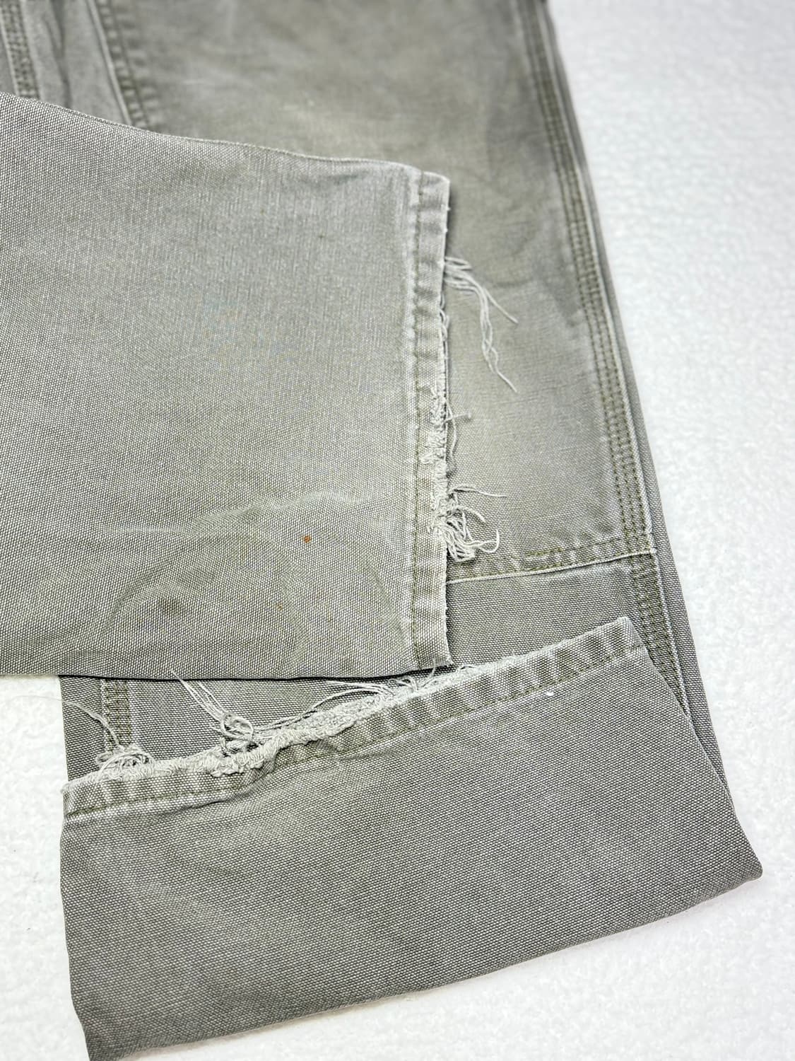 칼하트 B136 모스 32x30 상품이미지2