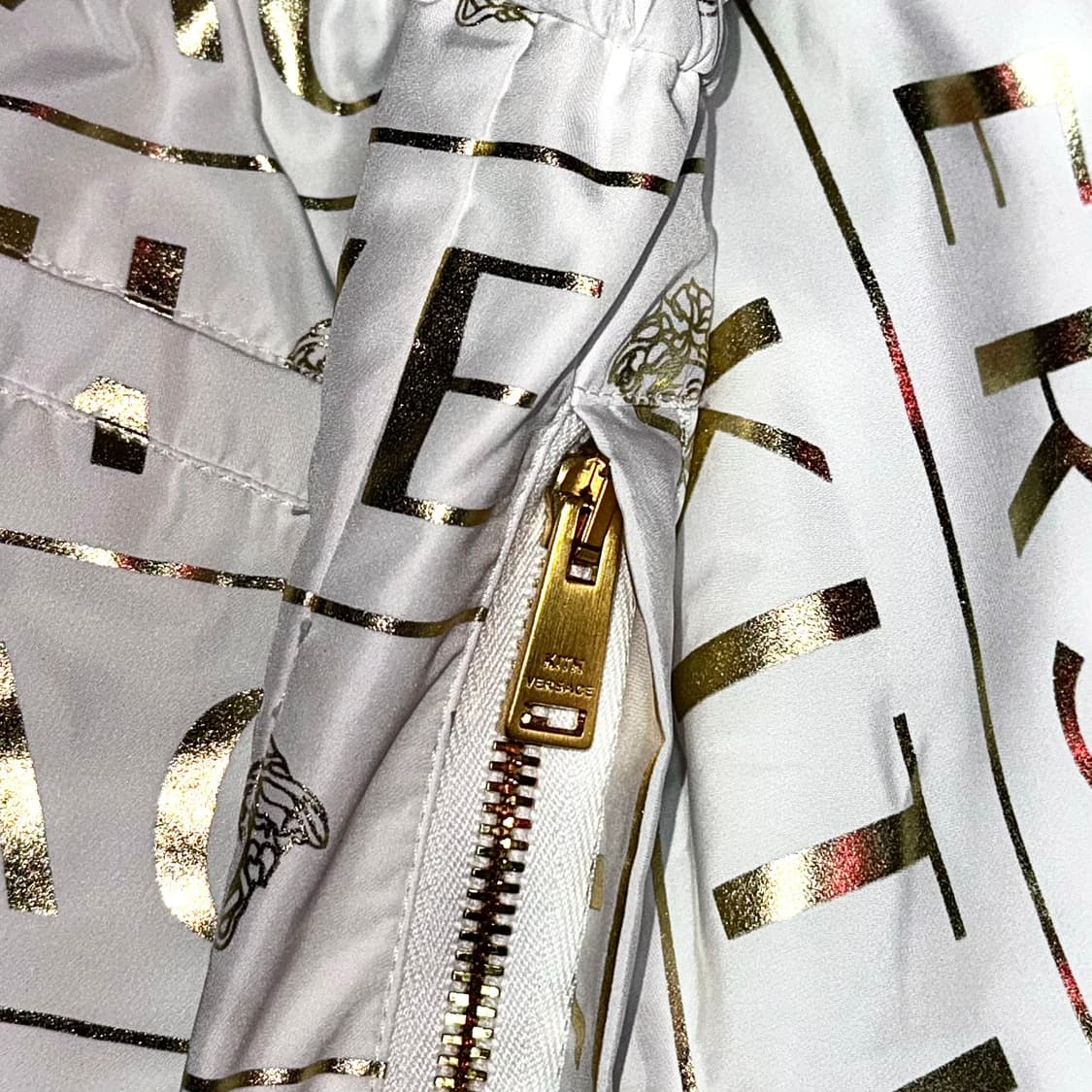KITH x VERSACE 키스 베르사체 모노그램 나일론 트랙 팬츠 상품이미지8