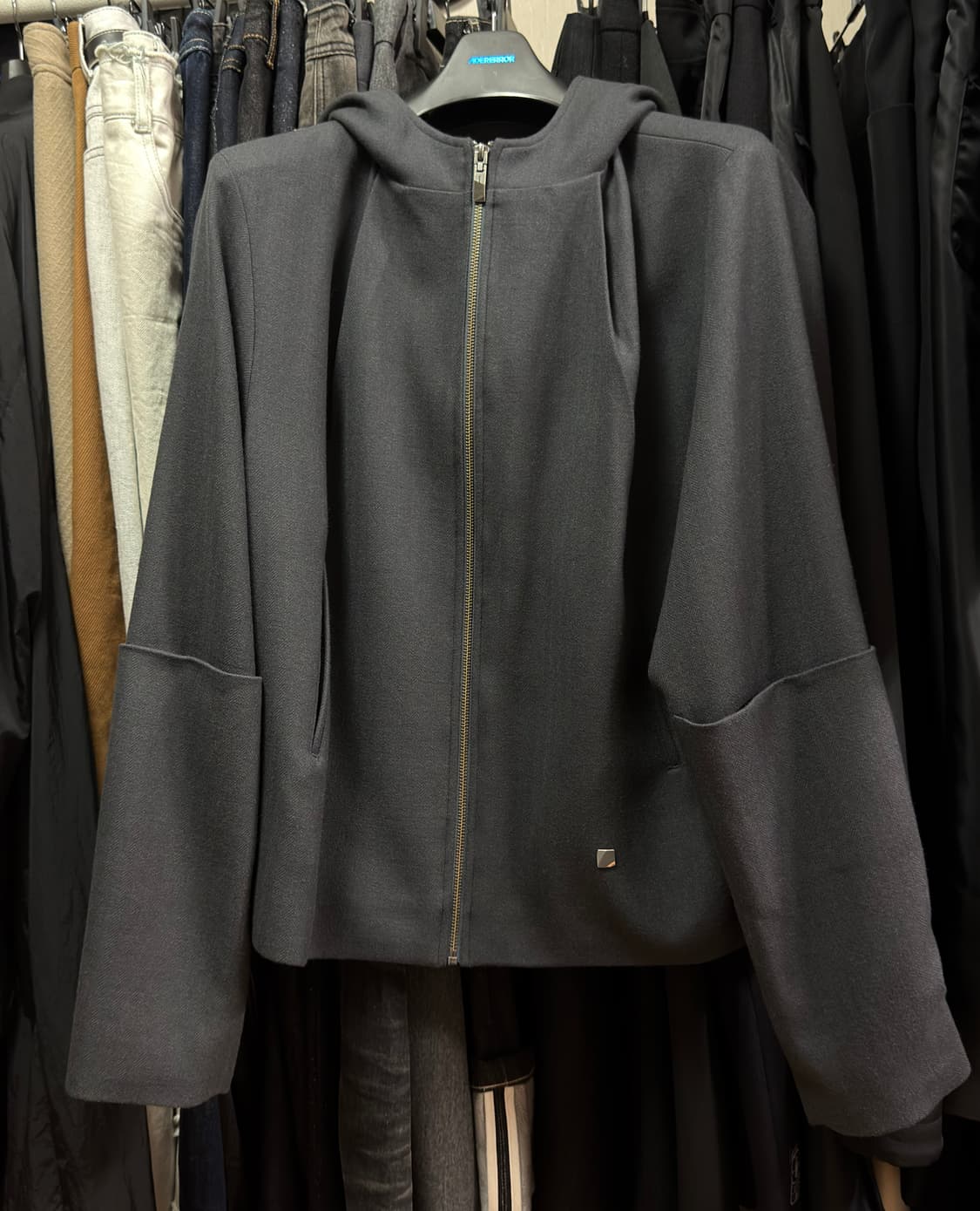 아더에러 25fw 셋업 그레이 상품이미지2