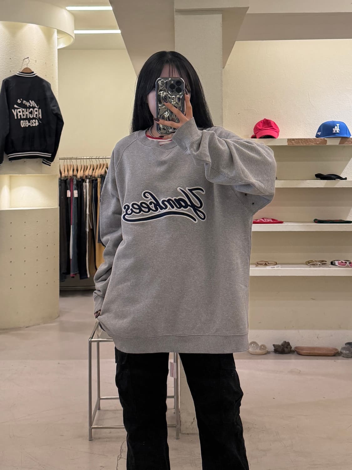 아디다스 뉴욕 양키스 로고 맨투맨 그레이 U1631 상품이미지1