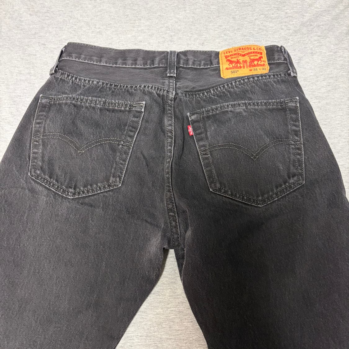 [W31 L32] 리바이스 501 블랙진 상품이미지4