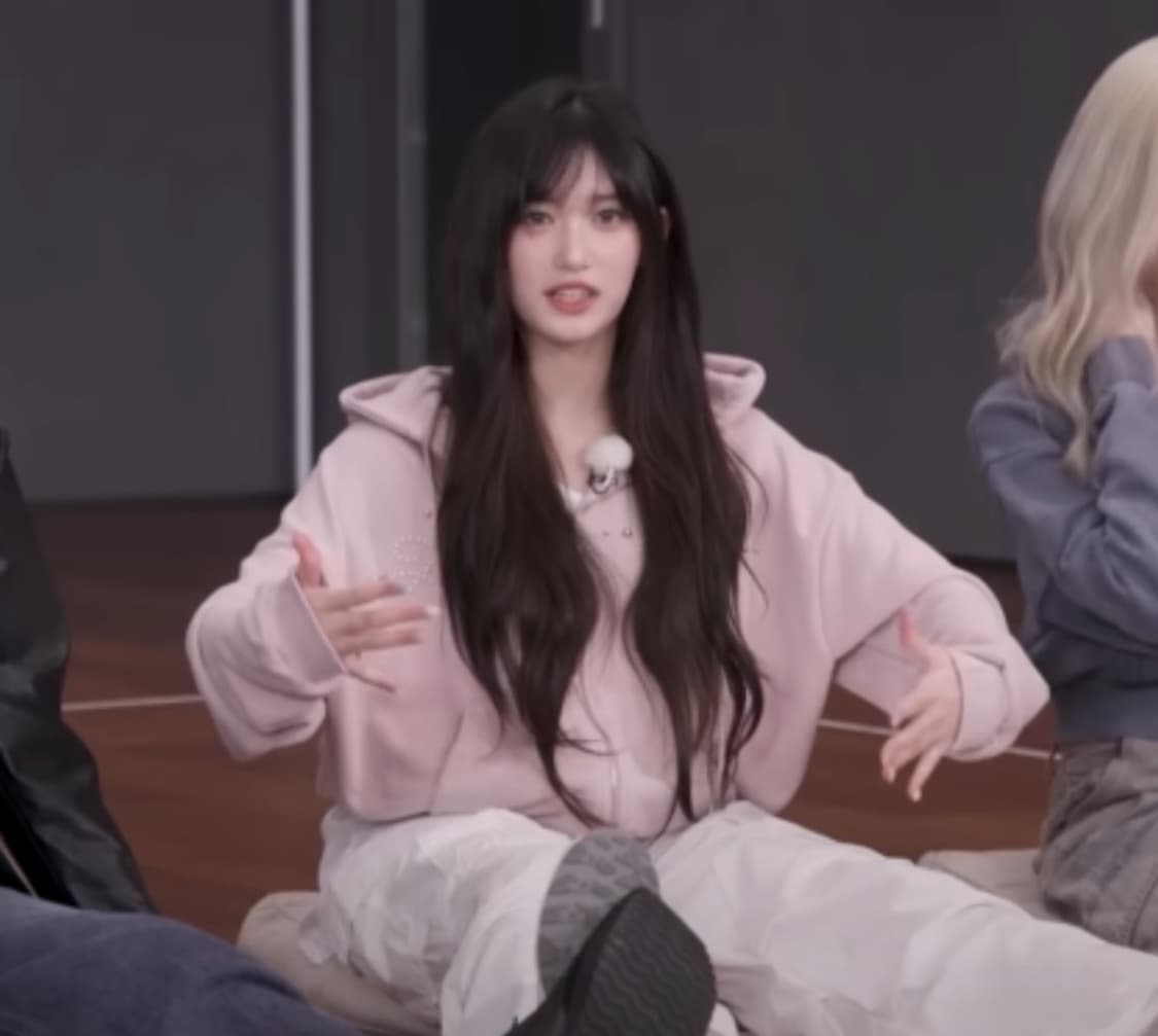 모일리 장원영 후드집업 진주 후드집업 핑크 상품이미지1