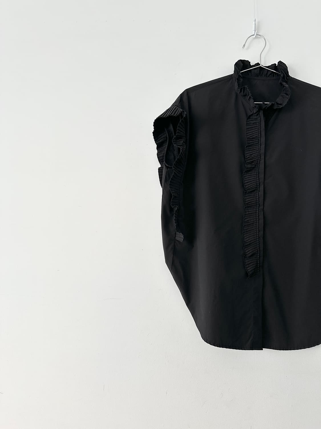 Conduct swan blouse / black 상품이미지2
