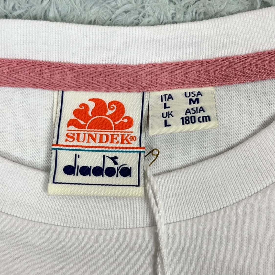 디아도라 x SUNDEK 레인보우 루즈핏 티셔츠 L-XL 상품이미지4