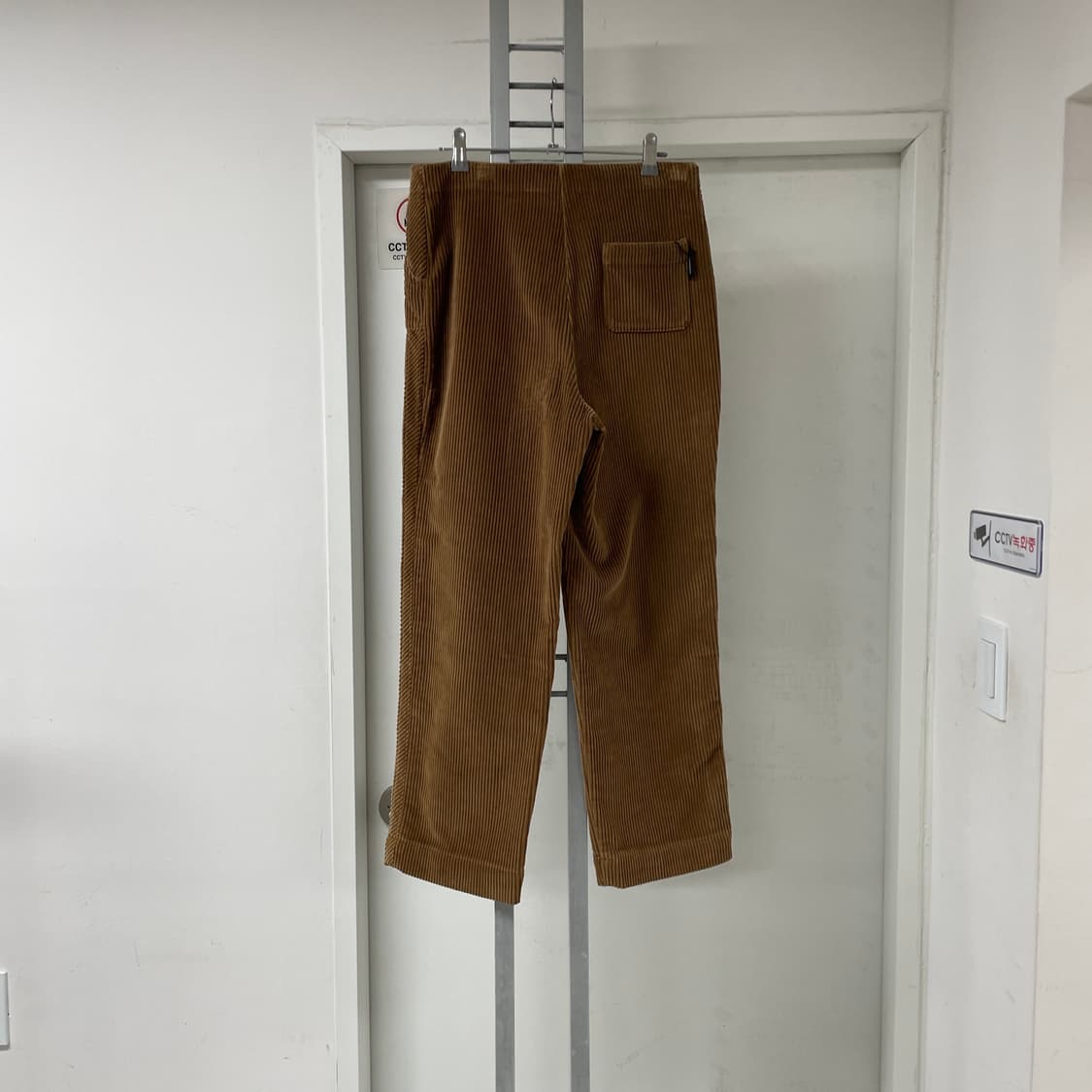 버버리 코듀로이 팬츠 브라운 14Y(W) 상품이미지5