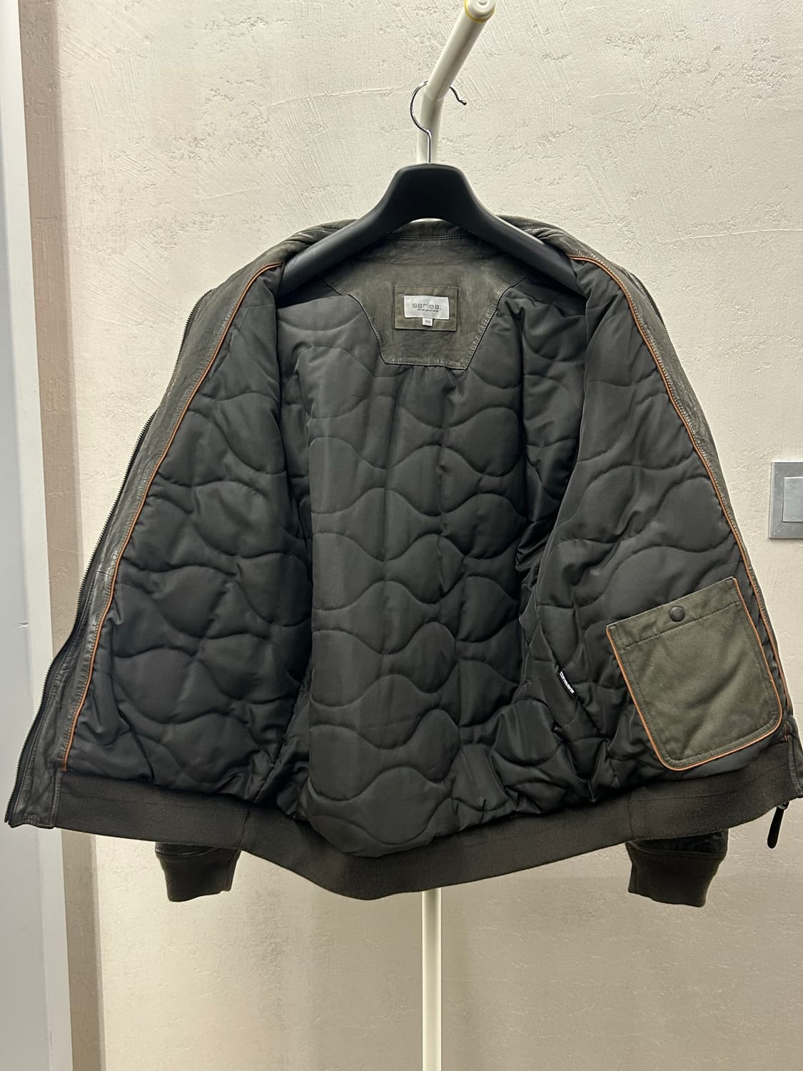 Series 시리드 양가죽 봄버 자켓 블랙 상품이미지7