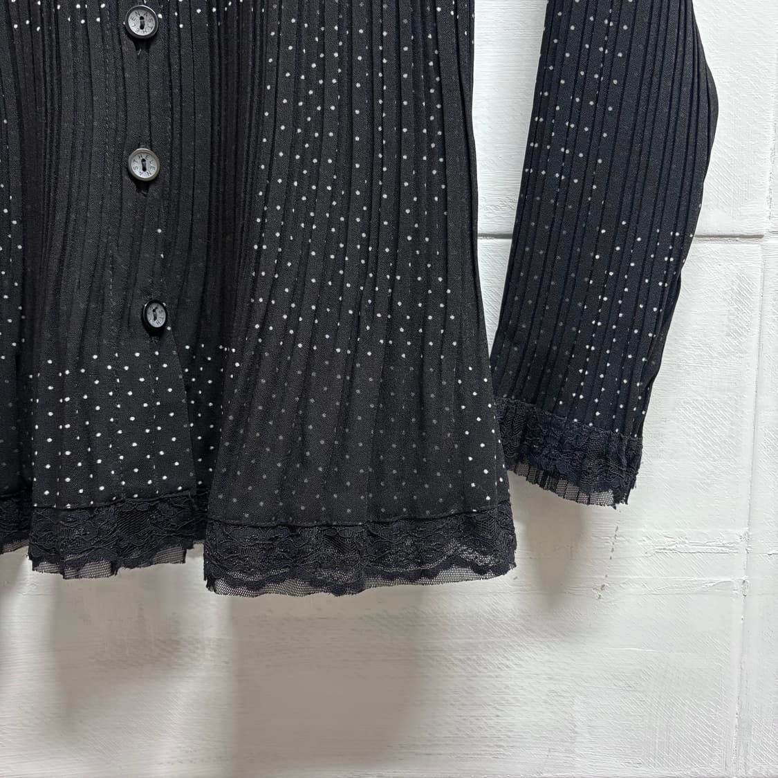 플리츠 도트 레이스 블랙 긱시크 셔츠자켓 JPN  상품이미지3