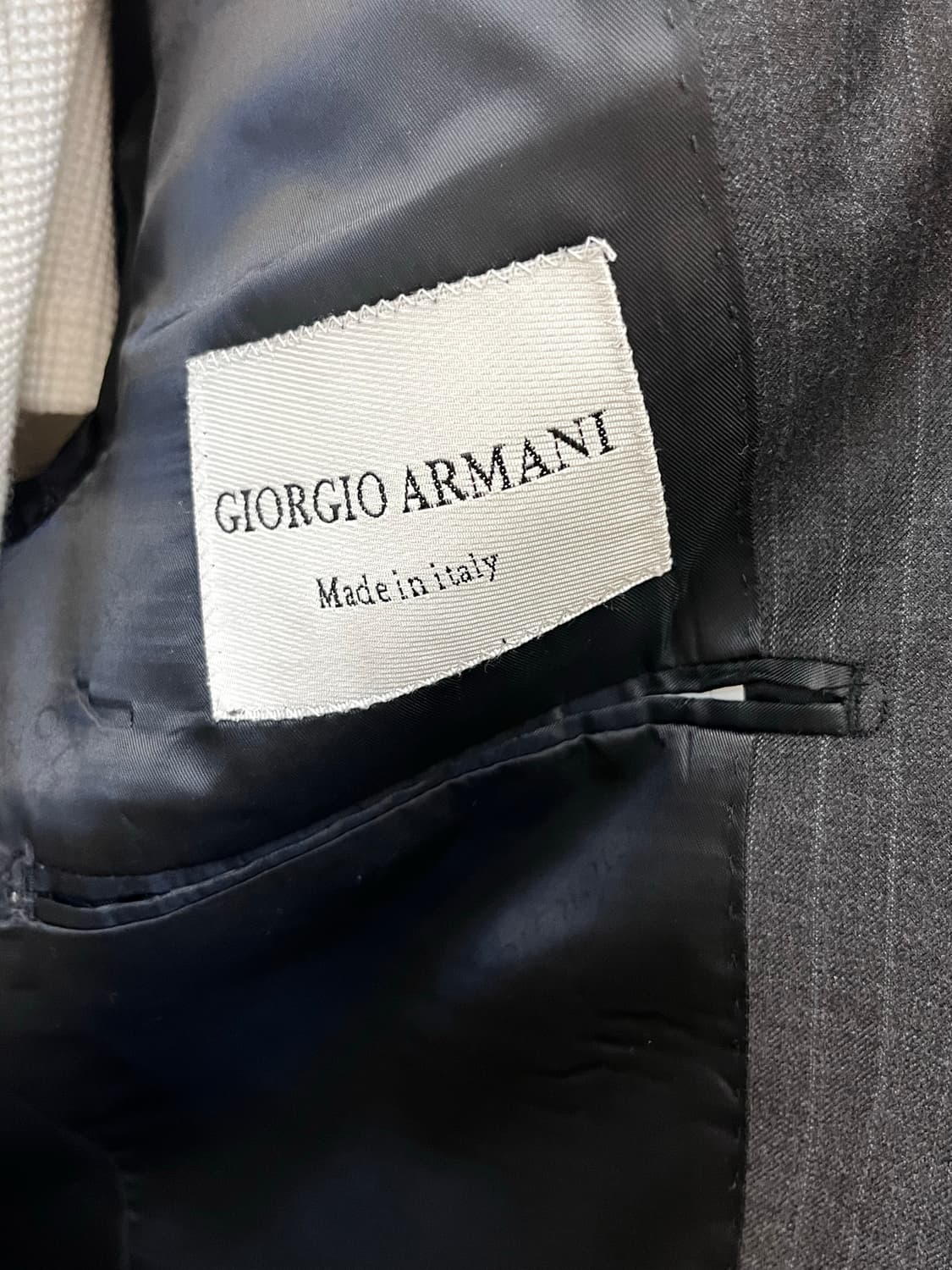 조르지오 아르마니 스트라이프 테일러드 자켓 블랙 상품이미지9