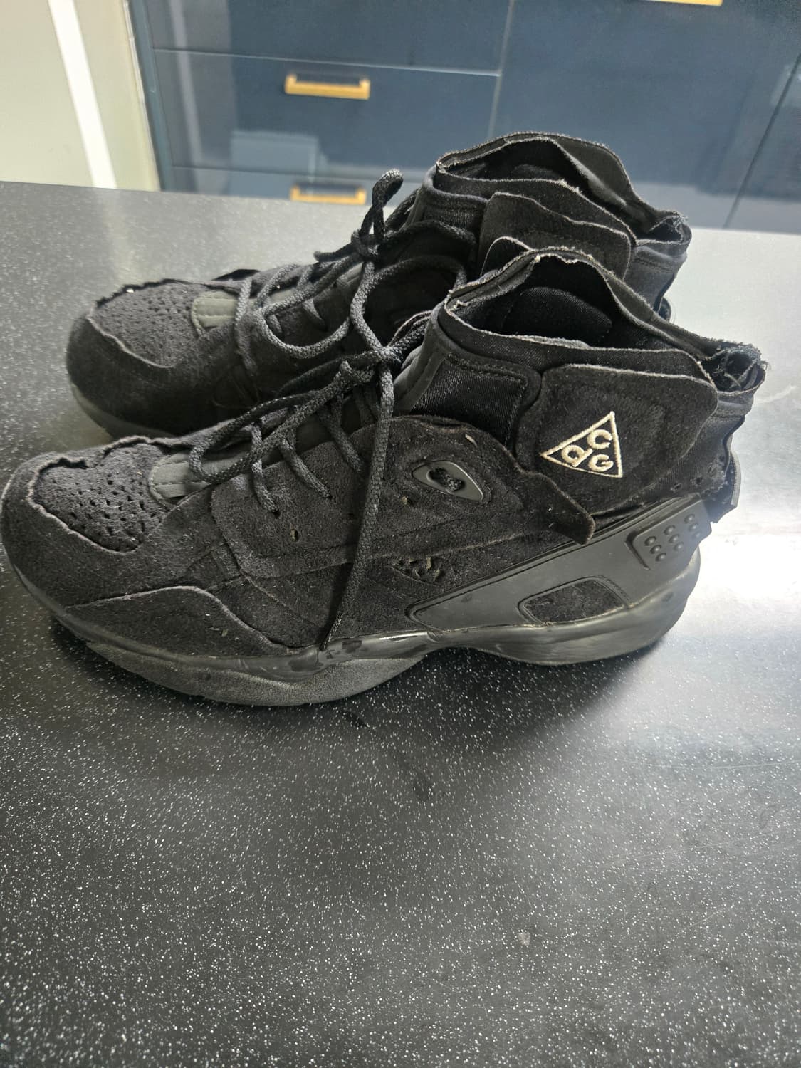 나이키 x 꼼데가르송 옴므 플러스 에어 모와브 블랙 상품이미지1