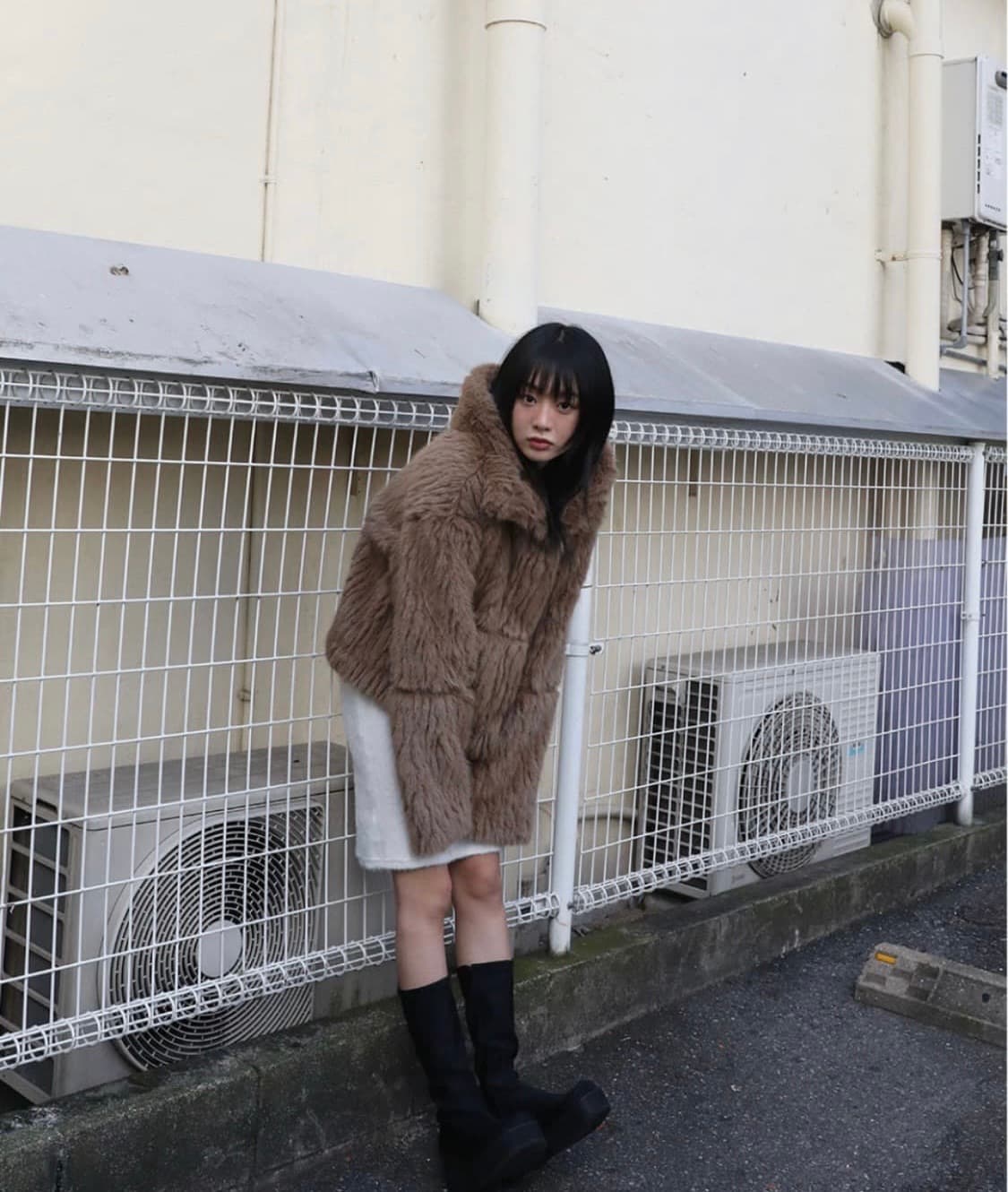 어글리쉐도우 리버시블 무스탕 자켓 상품이미지3