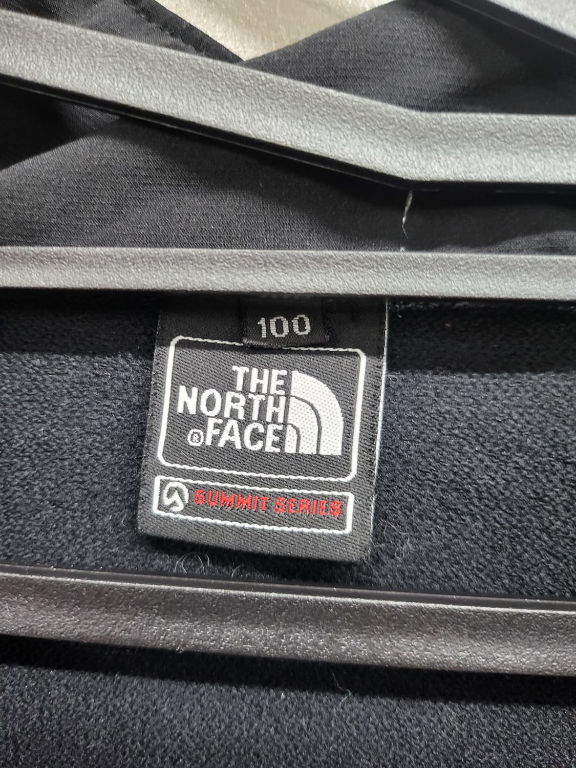 노스페이스 블랙 바람막이 자켓100 가슴.55 기장70 상품이미지3