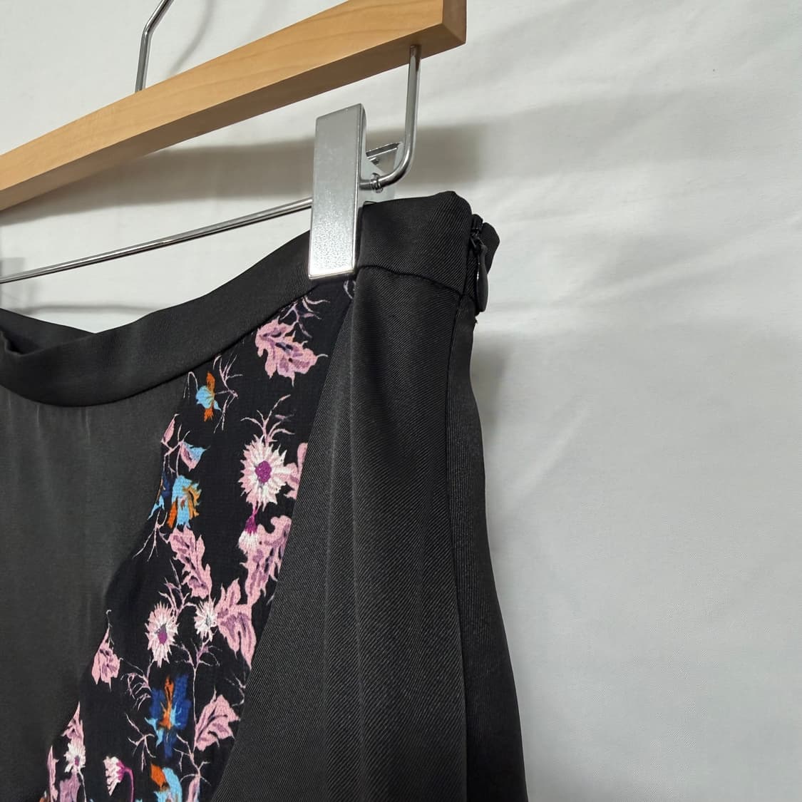 산드로(SANDRO) 플로럴 러플 스커트 상품이미지5