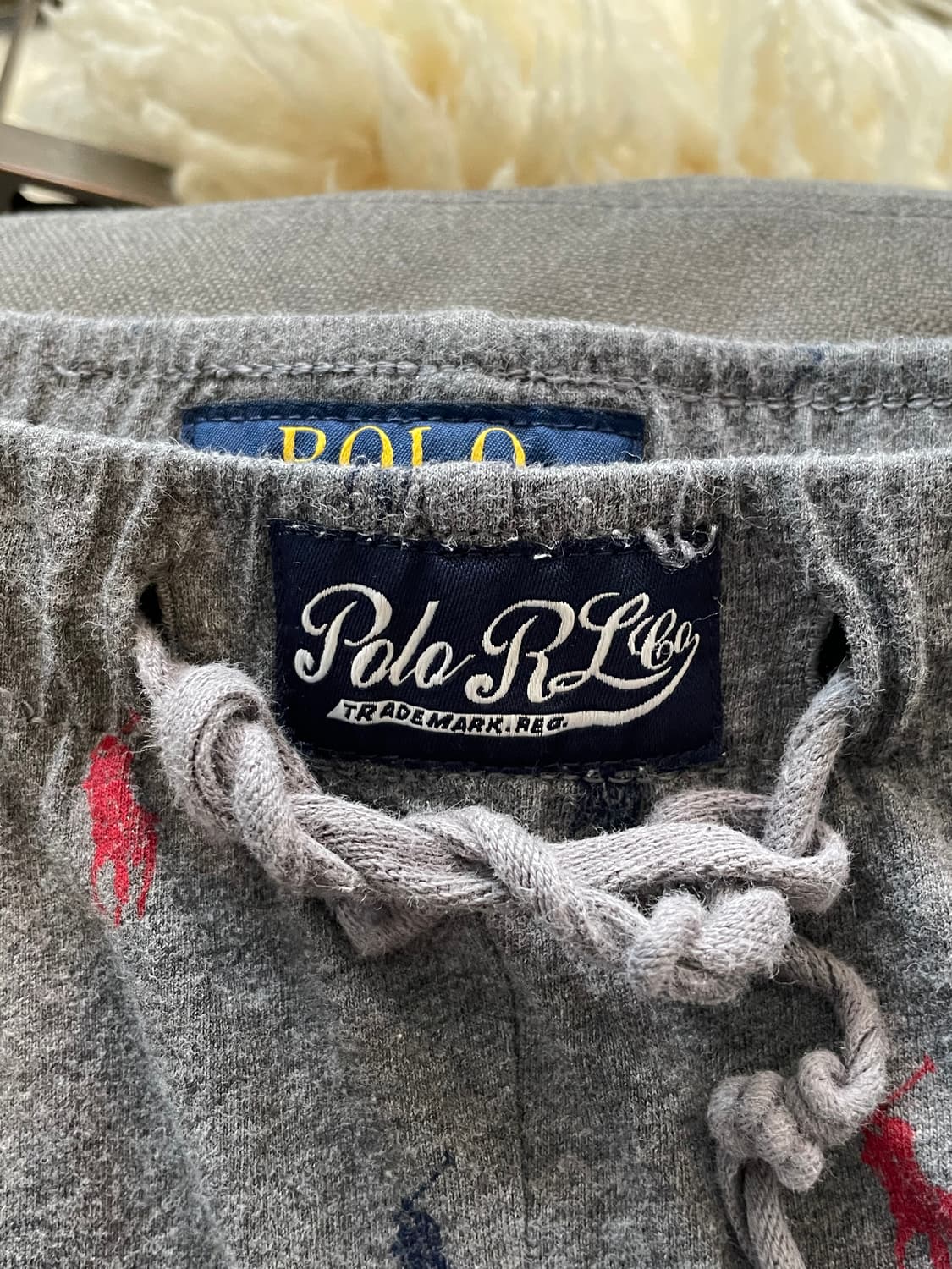 폴로 랄프로렌 올오버 로고 반바지 그레이 상품이미지4