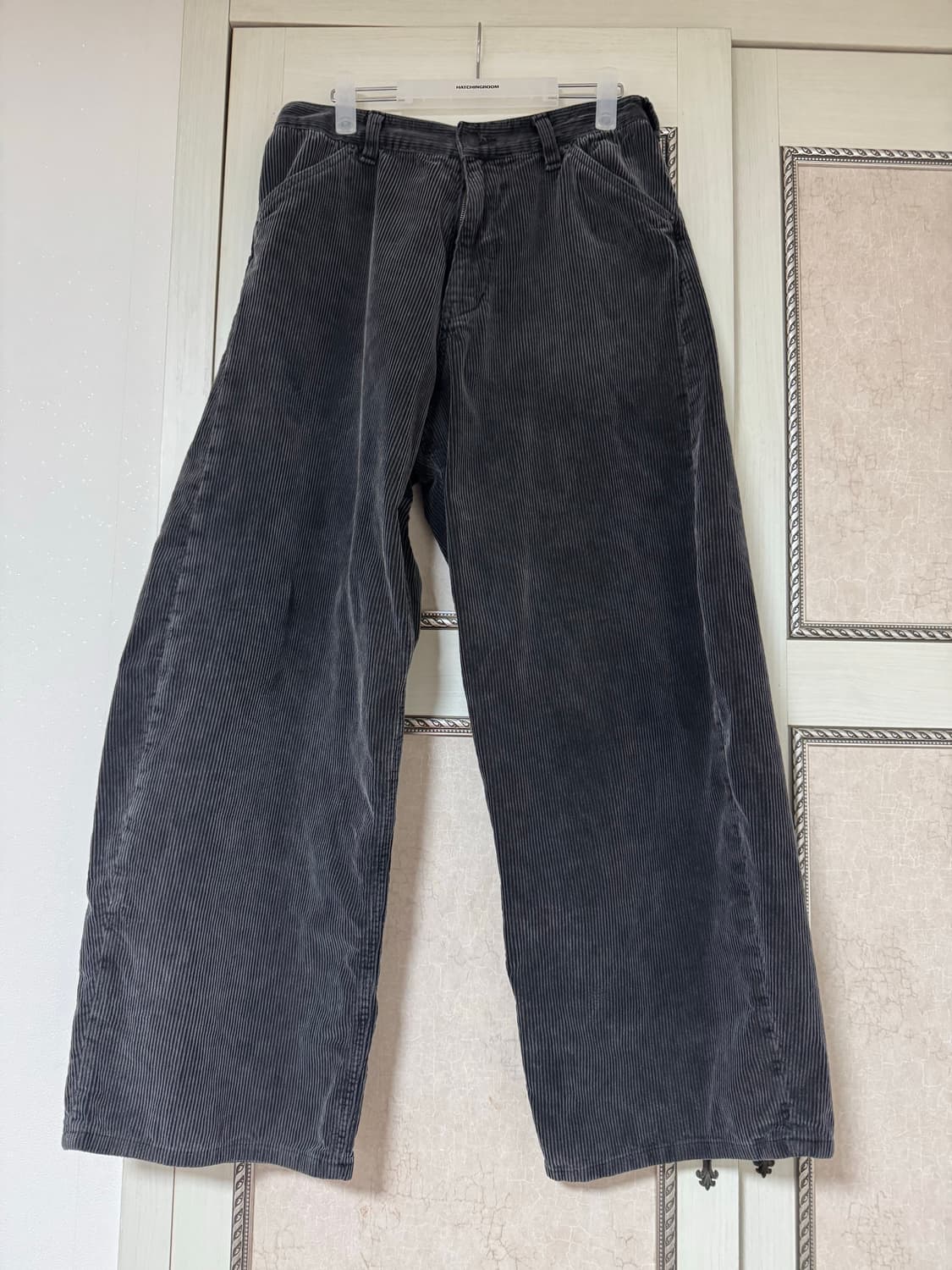 해칭룸 코듀로이 팬츠 블랙 상품이미지2