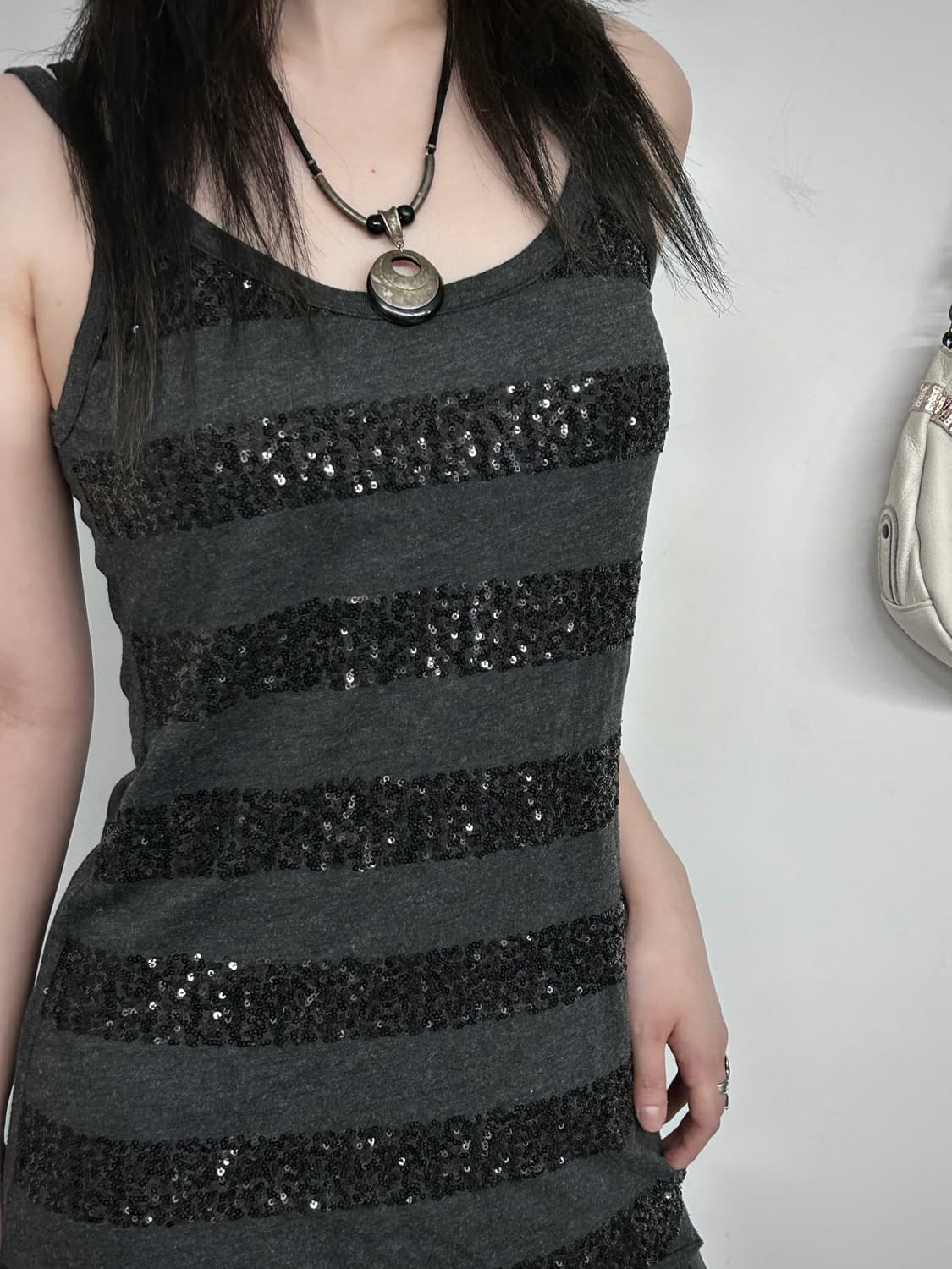 Sequin Big Stripe Sleeveless Top 상품이미지1