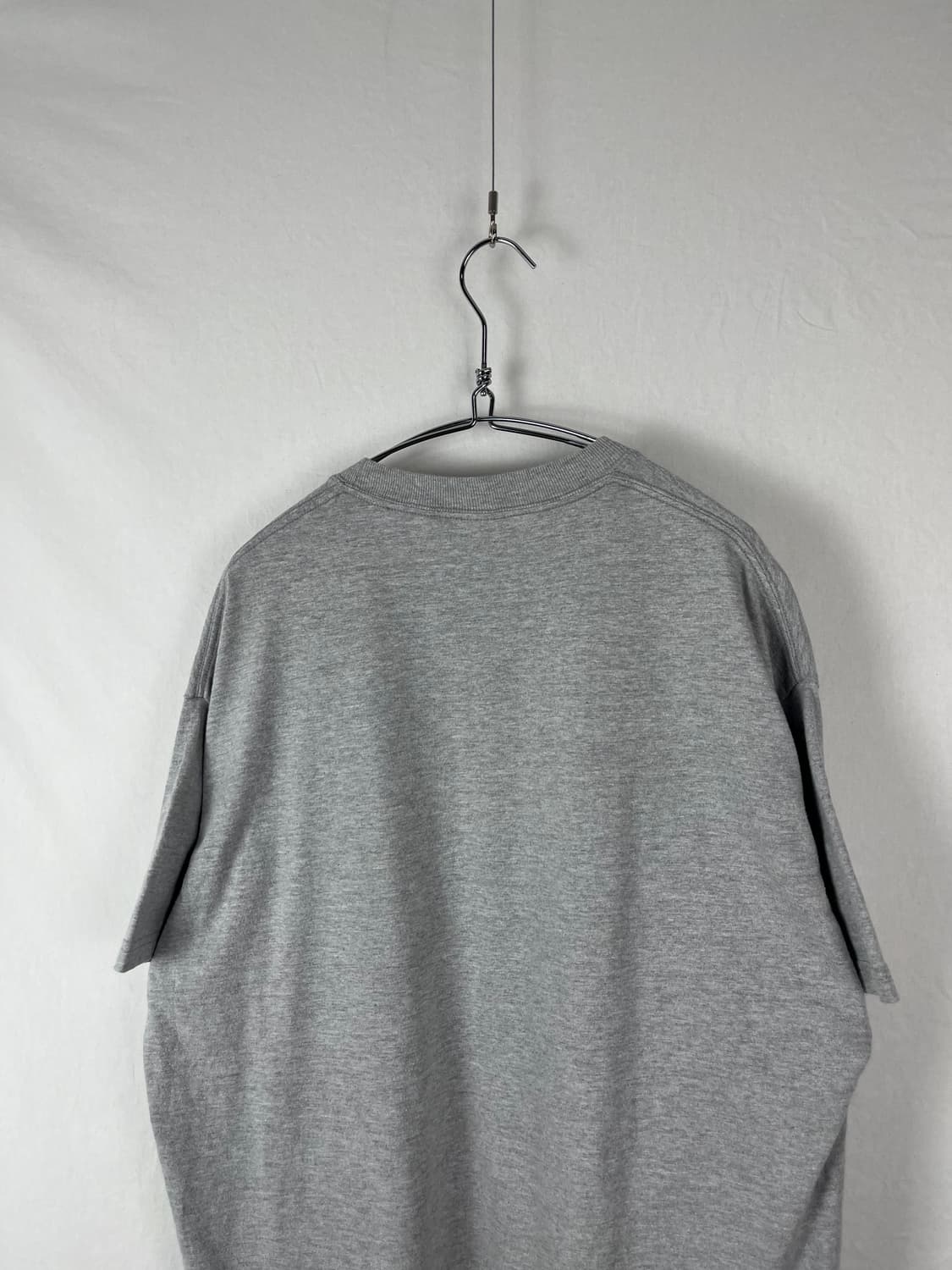 Vintage Hanes 회색 반팔티  상품이미지5