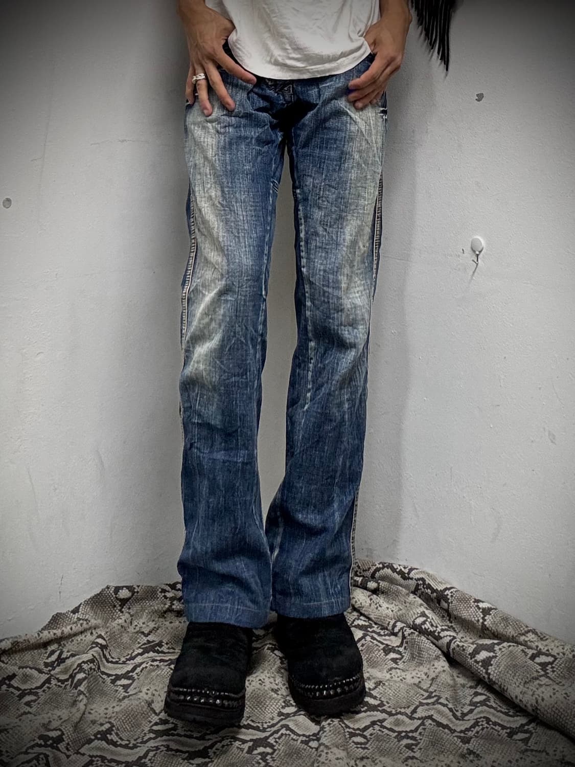 “Vintage” Y2K Crack Washing Botts cut Pa 상품이미지8