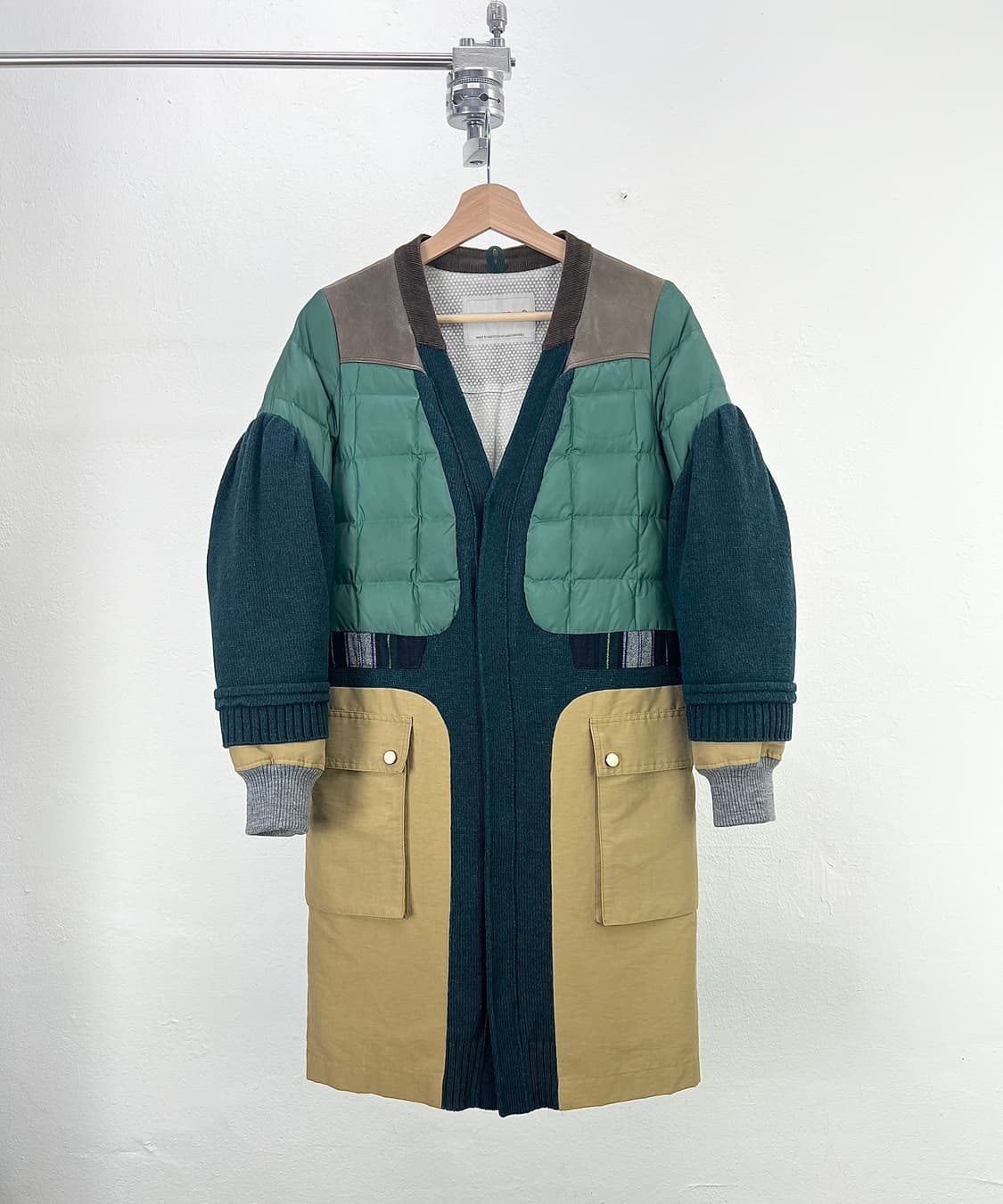 언더커버 08AW 언리얼 패치워크 도킹 다운 자켓 상품이미지1