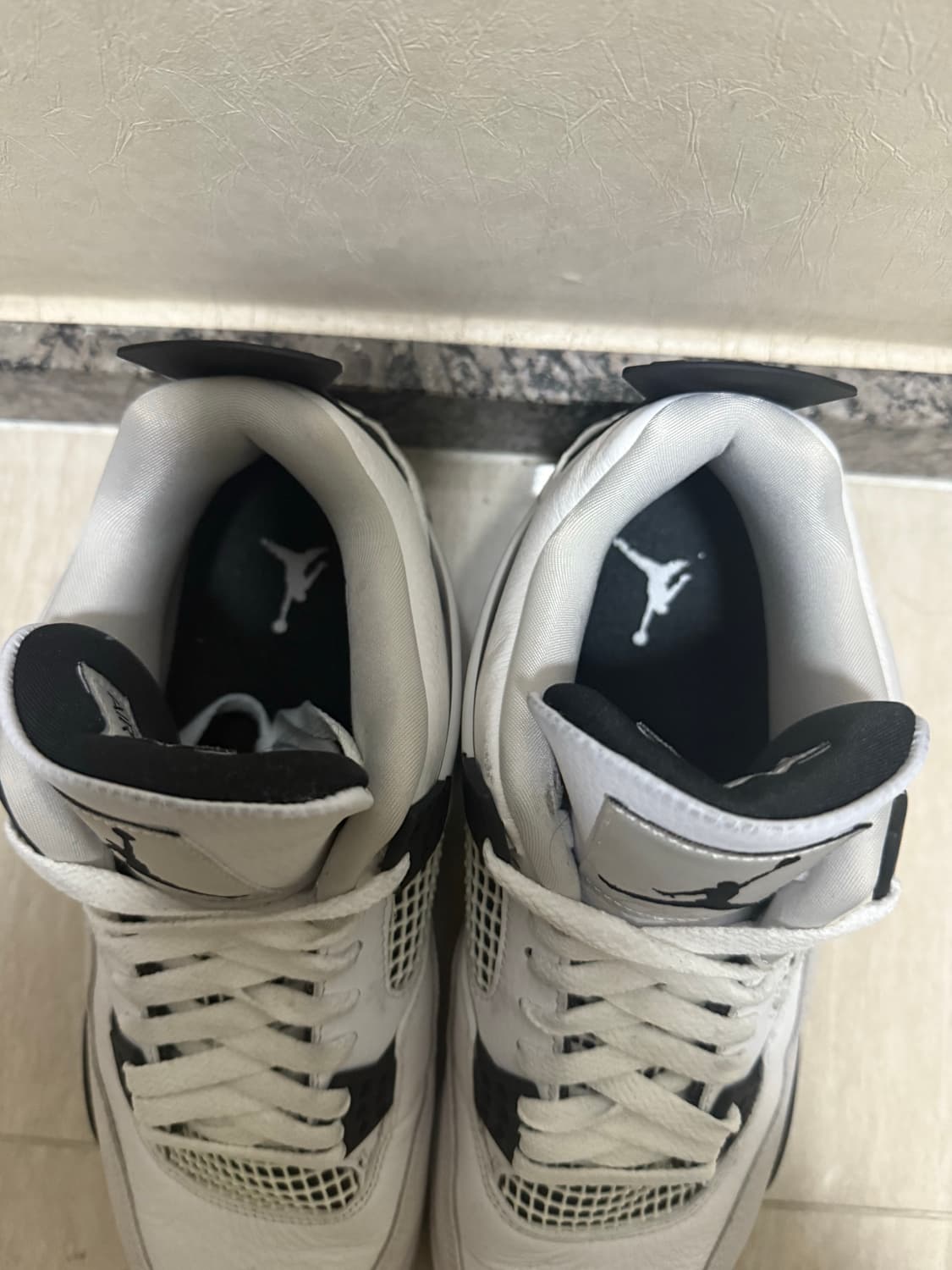 [280] 조던4 화이트 앤 블랙 상품이미지2