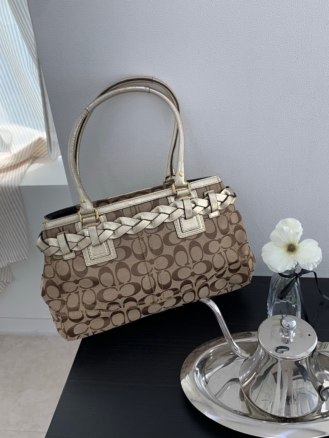 Coach Gold Shoulder Bag 👑 상품이미지2