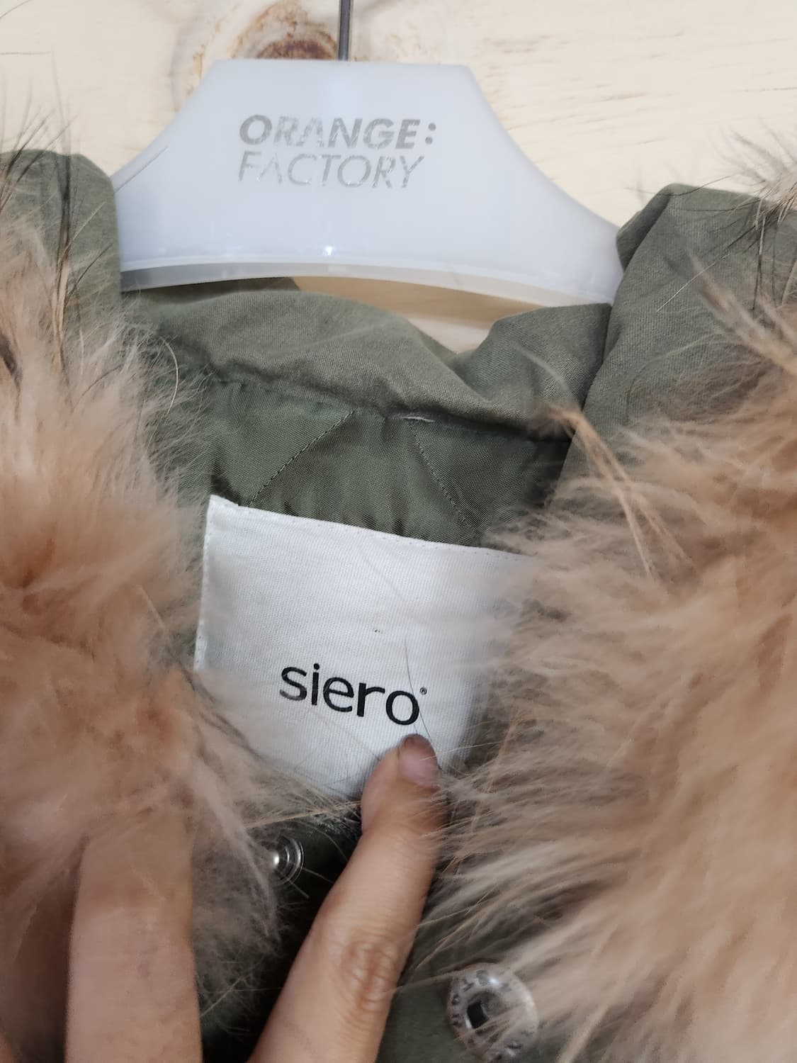 93) 시에로 라쿤퍼 야상 구스 패딩 상품이미지2