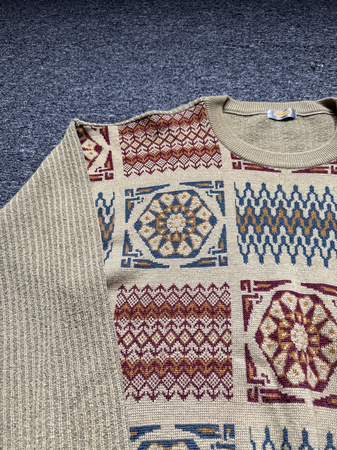 인터메조 에스닉 니트 상품이미지4