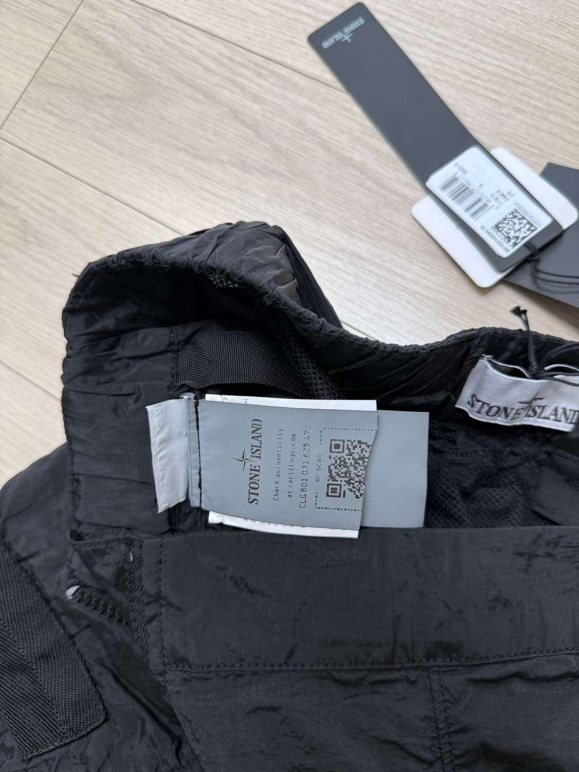 [New] 스톤아일랜드 크링클랩스 팬츠 32size 상품이미지7