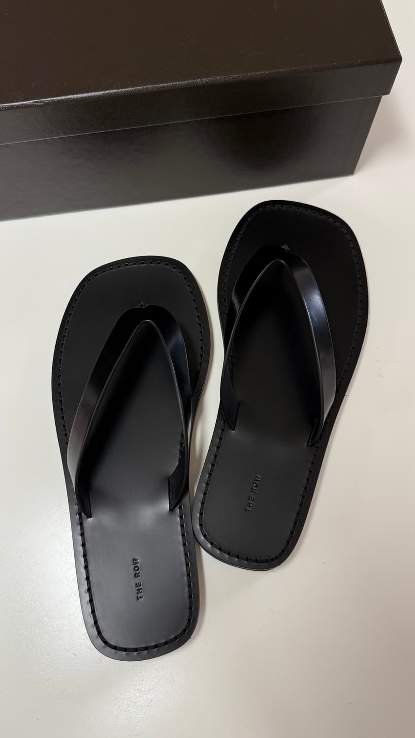 the row city flip flop 더로우 시티 샌들 (쪼리) 상품이미지1