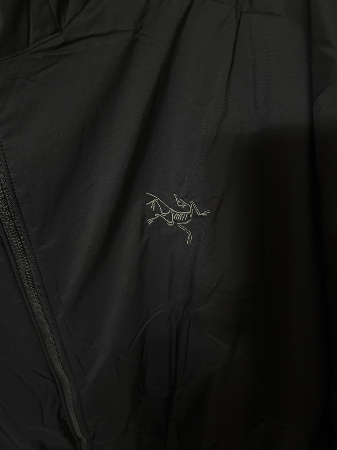 아크테릭스 아톰 후디 블랙 25FW 상품이미지4