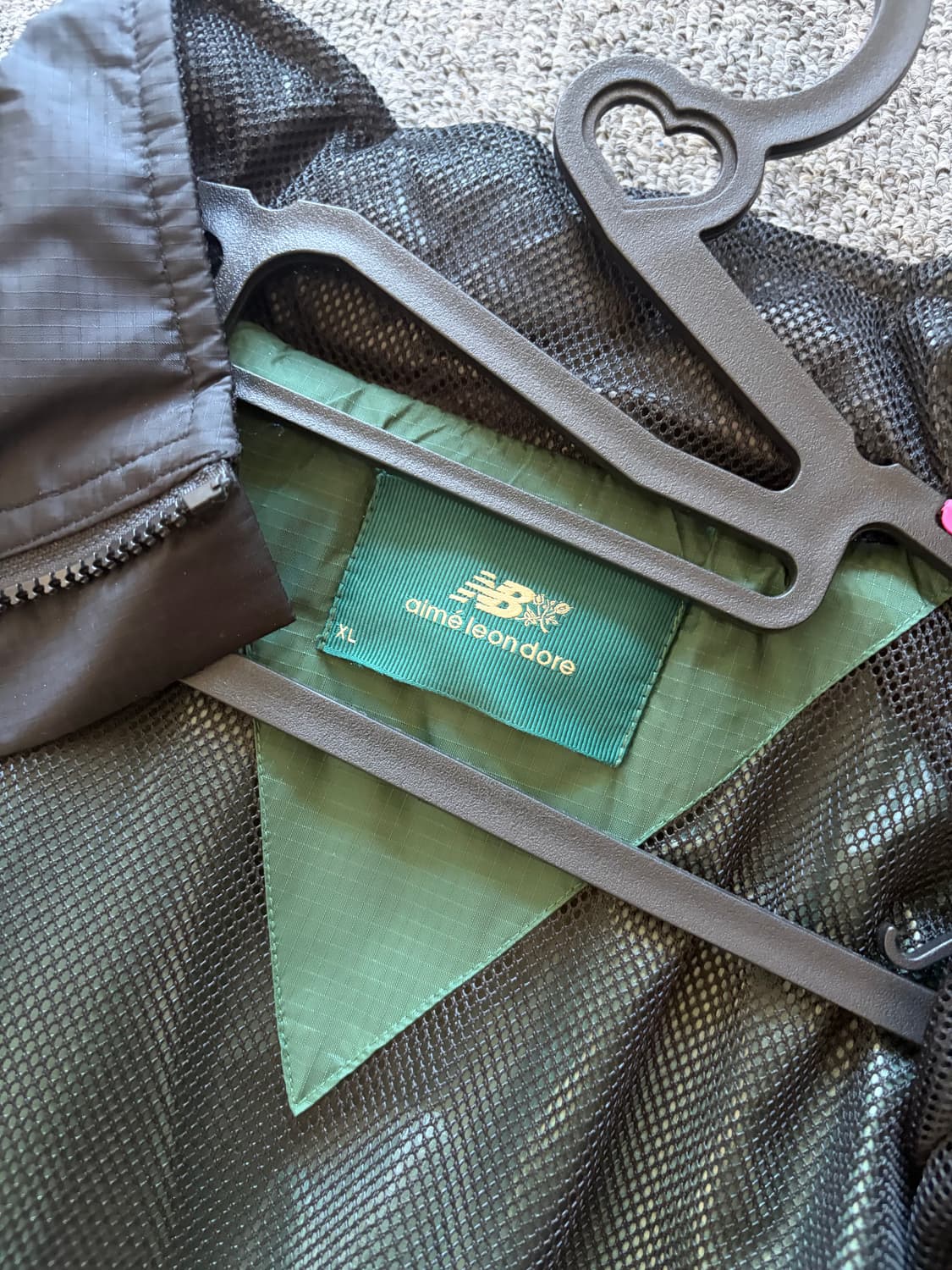 에임레온도르 뉴발란스 트랙자켓 상품이미지3