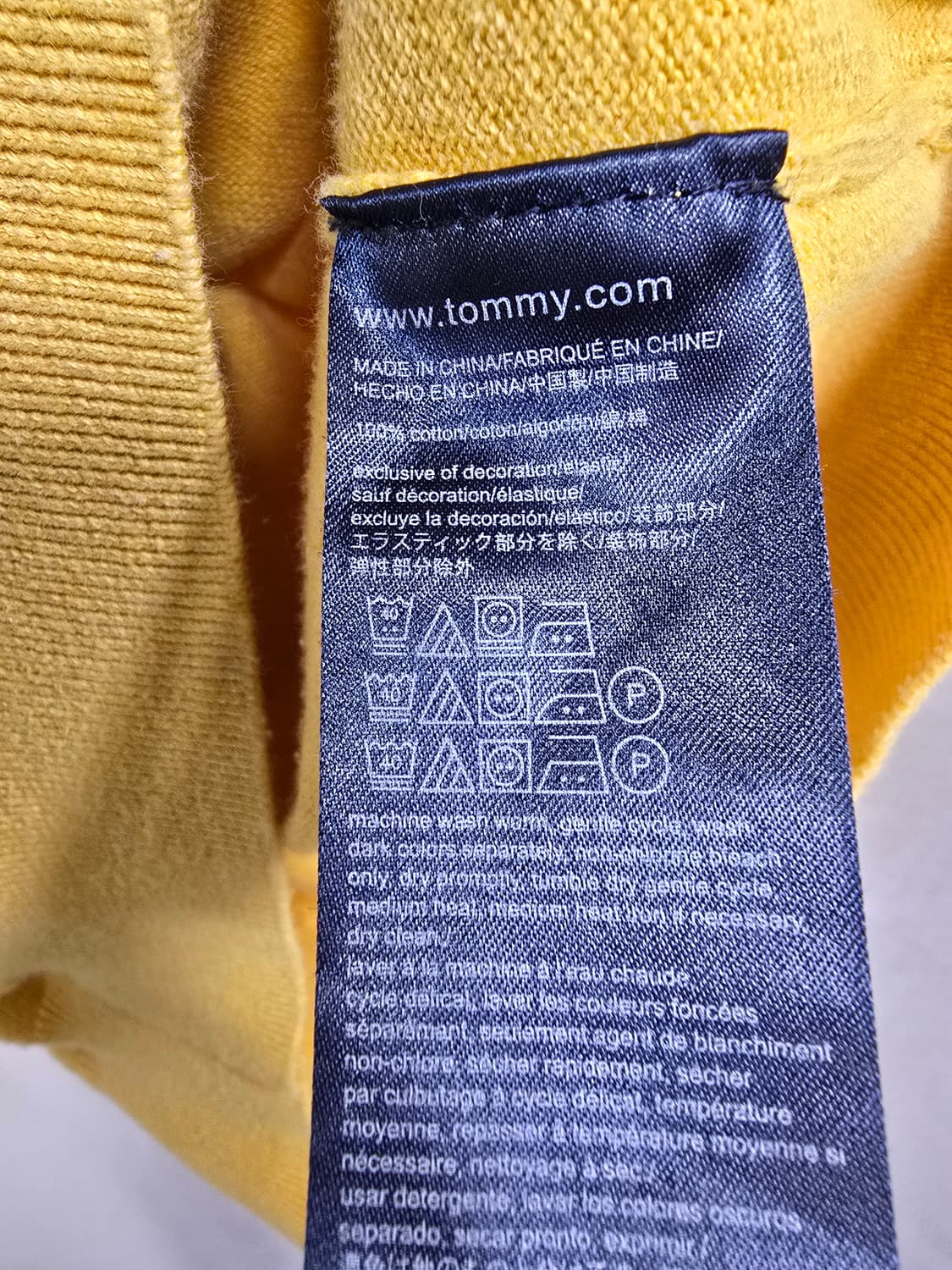 타미힐피거 옐로우 브이넥 니트 (1683) 상품이미지4