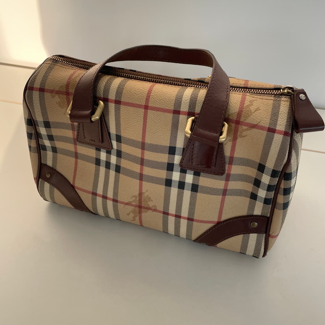 버버리 노바 체크 토트백 상품이미지4