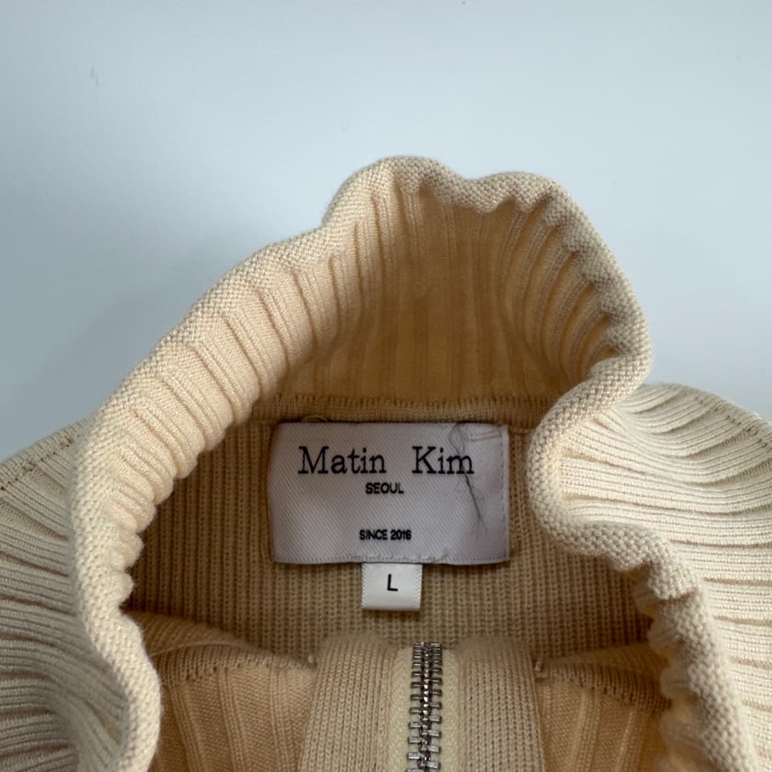 Matin Kim 마땡킴 블랙 아이보리 배색 니트 집업 상품이미지6