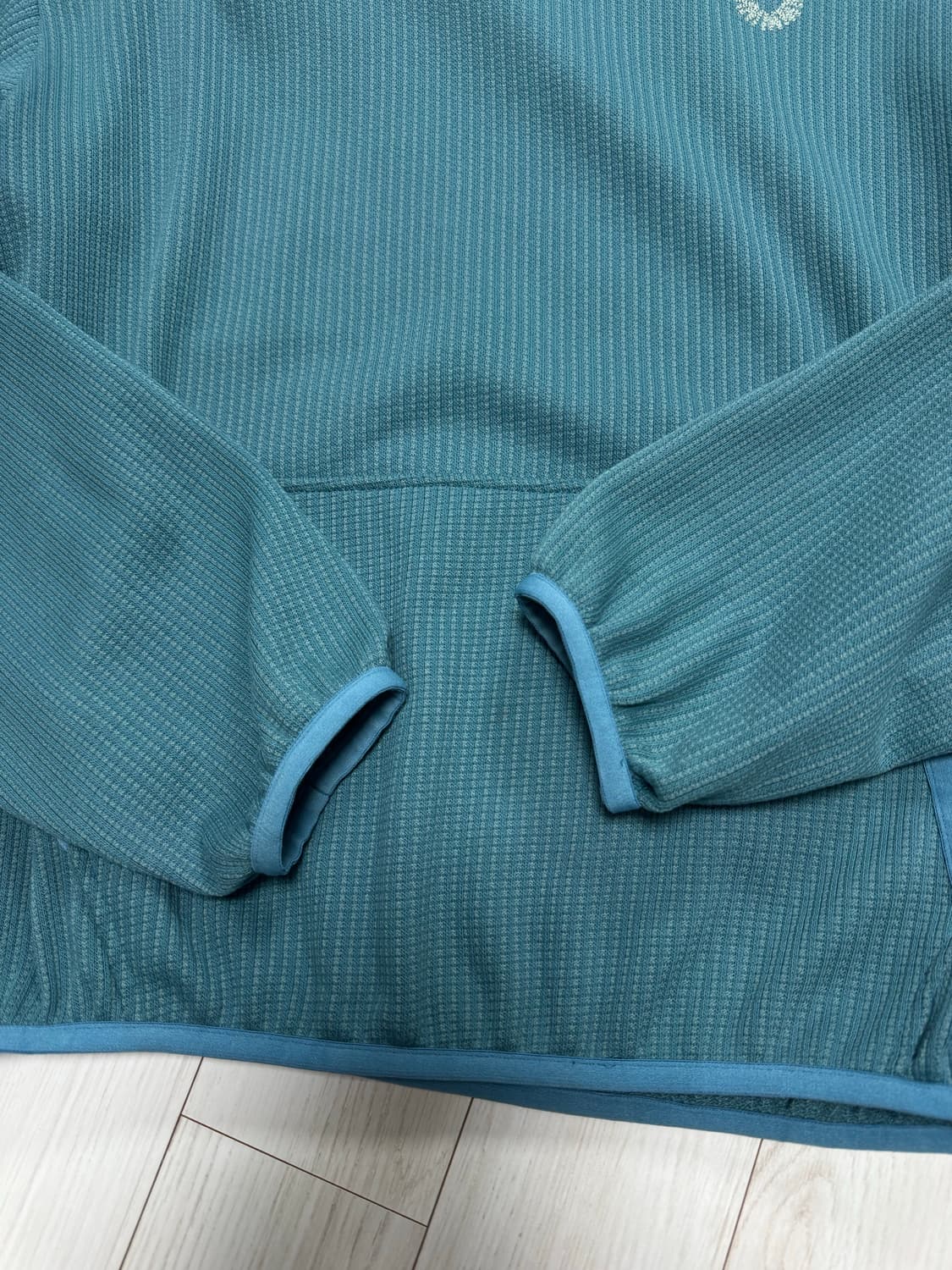 999휴머니티 후디 상품이미지2