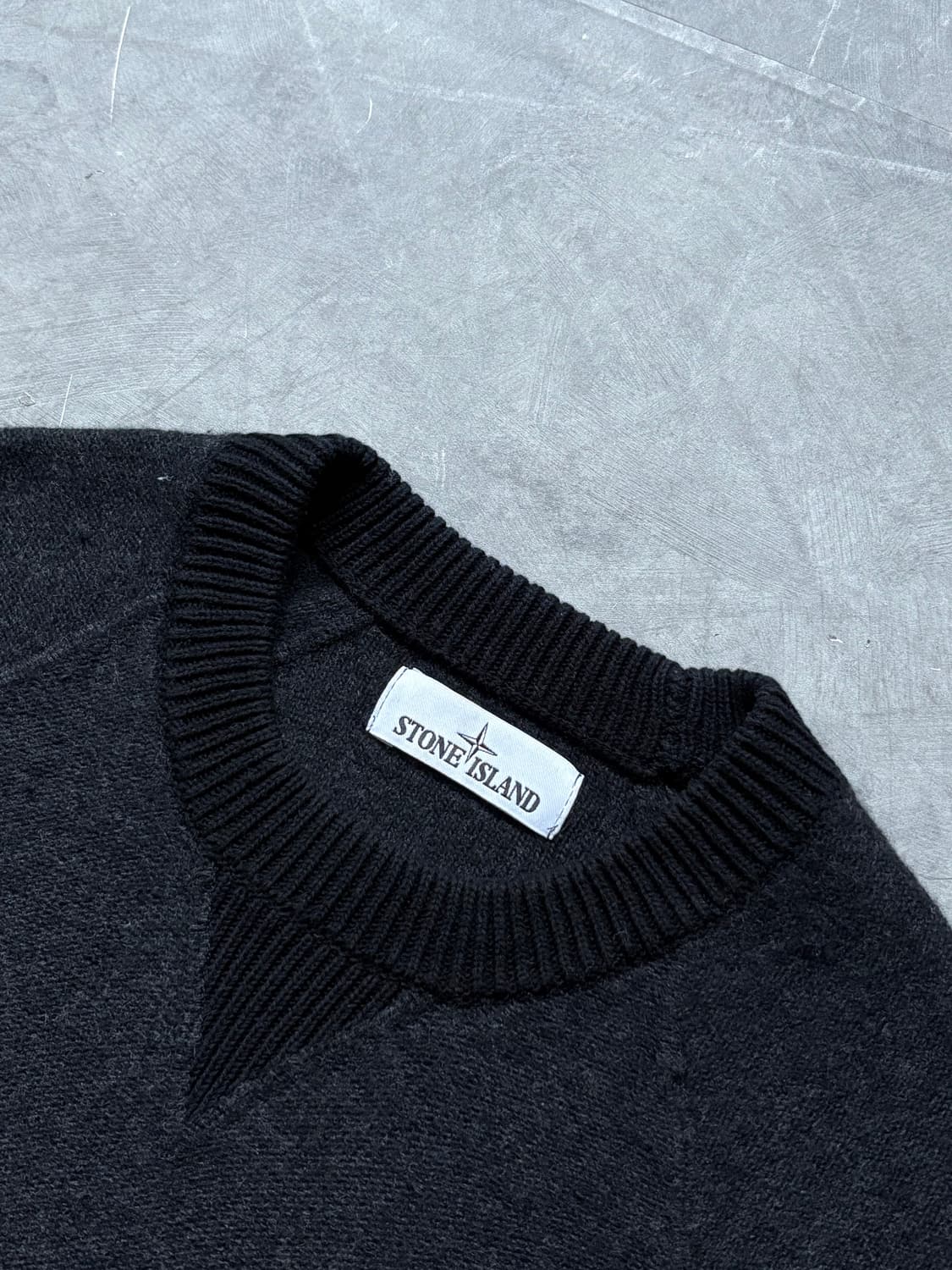 Stone-Island 스톤아일랜드 캐시미어 울 와펜 니트  상품이미지2