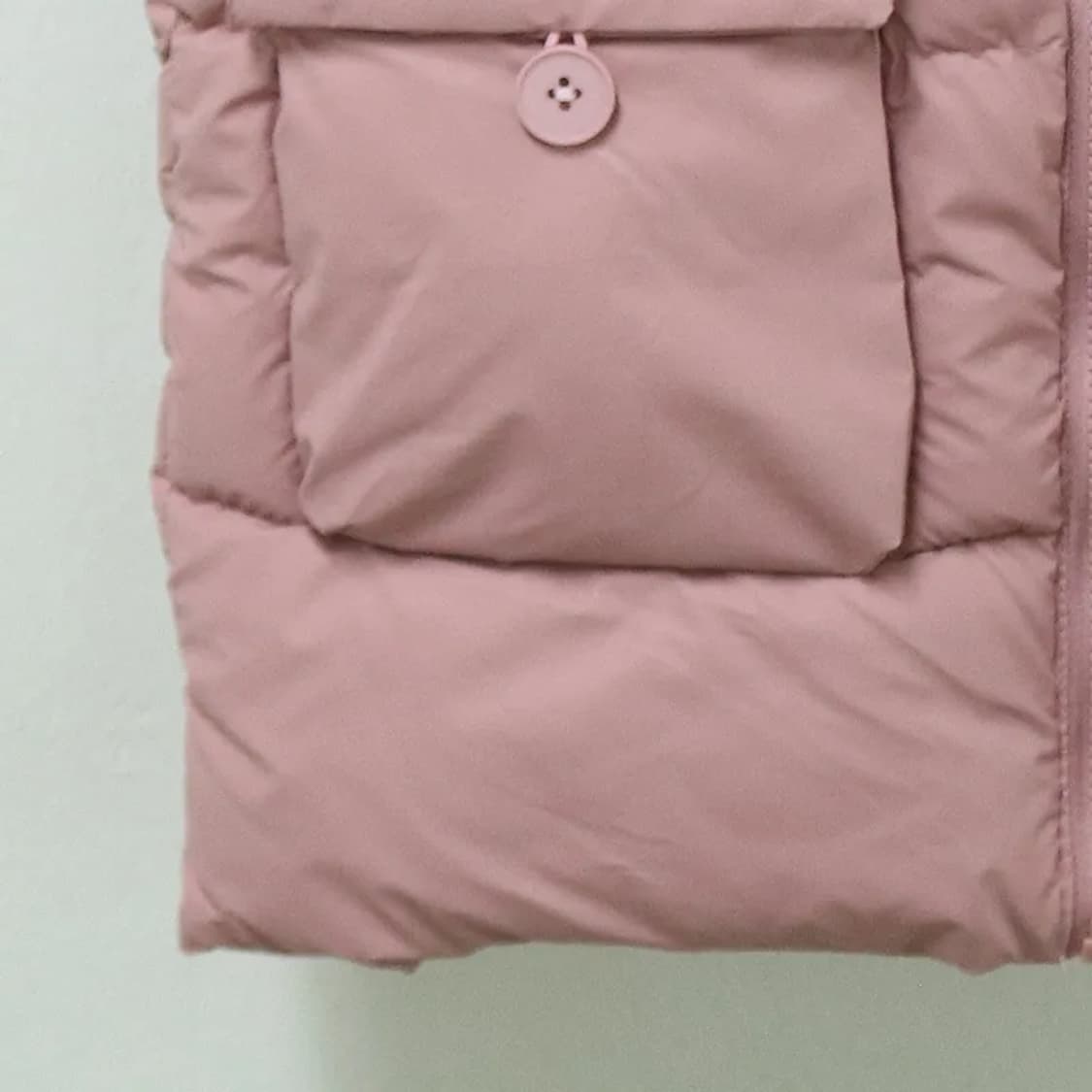 딸기우유 퍼 후드 포인트 패딩 베스트 62232 상품이미지6