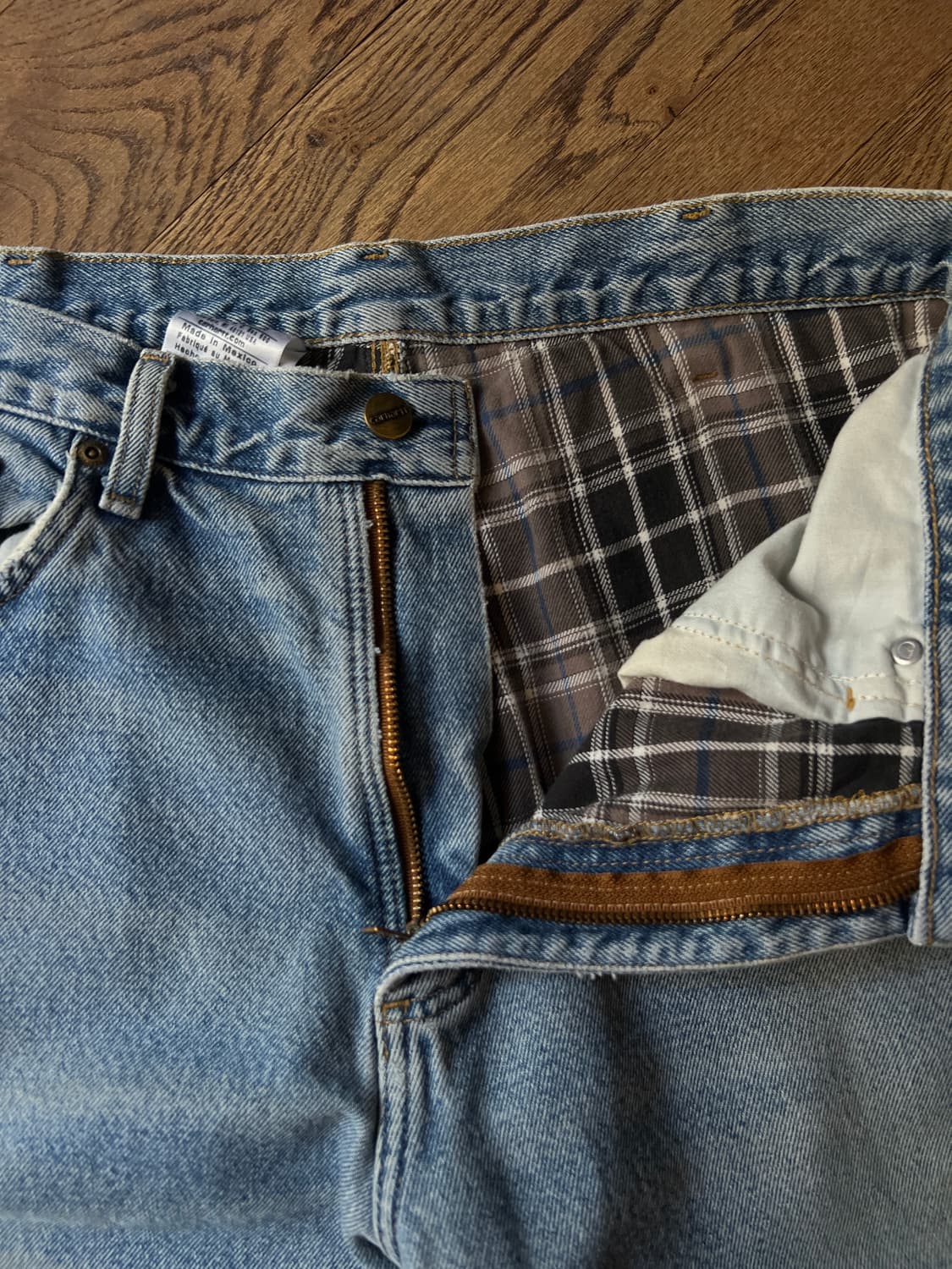 [34]칼하트 USA 체크 라이닝 디스트로이드 워크 데님 팬츠 상품이미지3