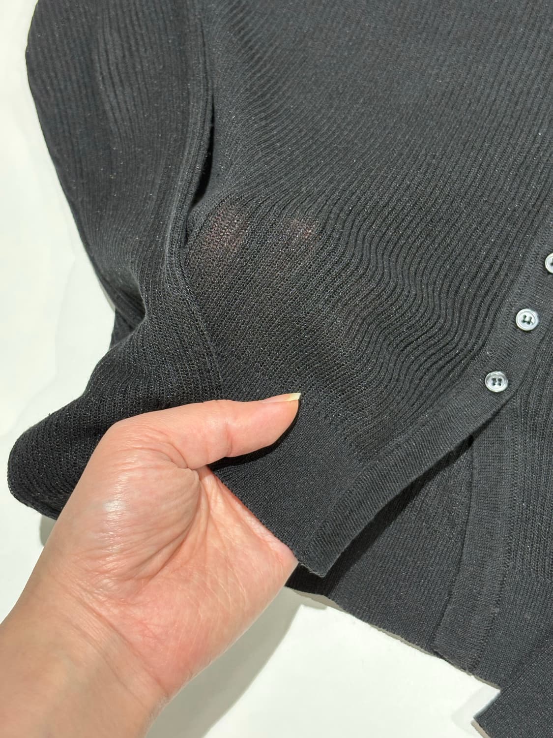 Lowtide RIBBED BUTTON CARDIGAN [BLACK] 상품이미지3