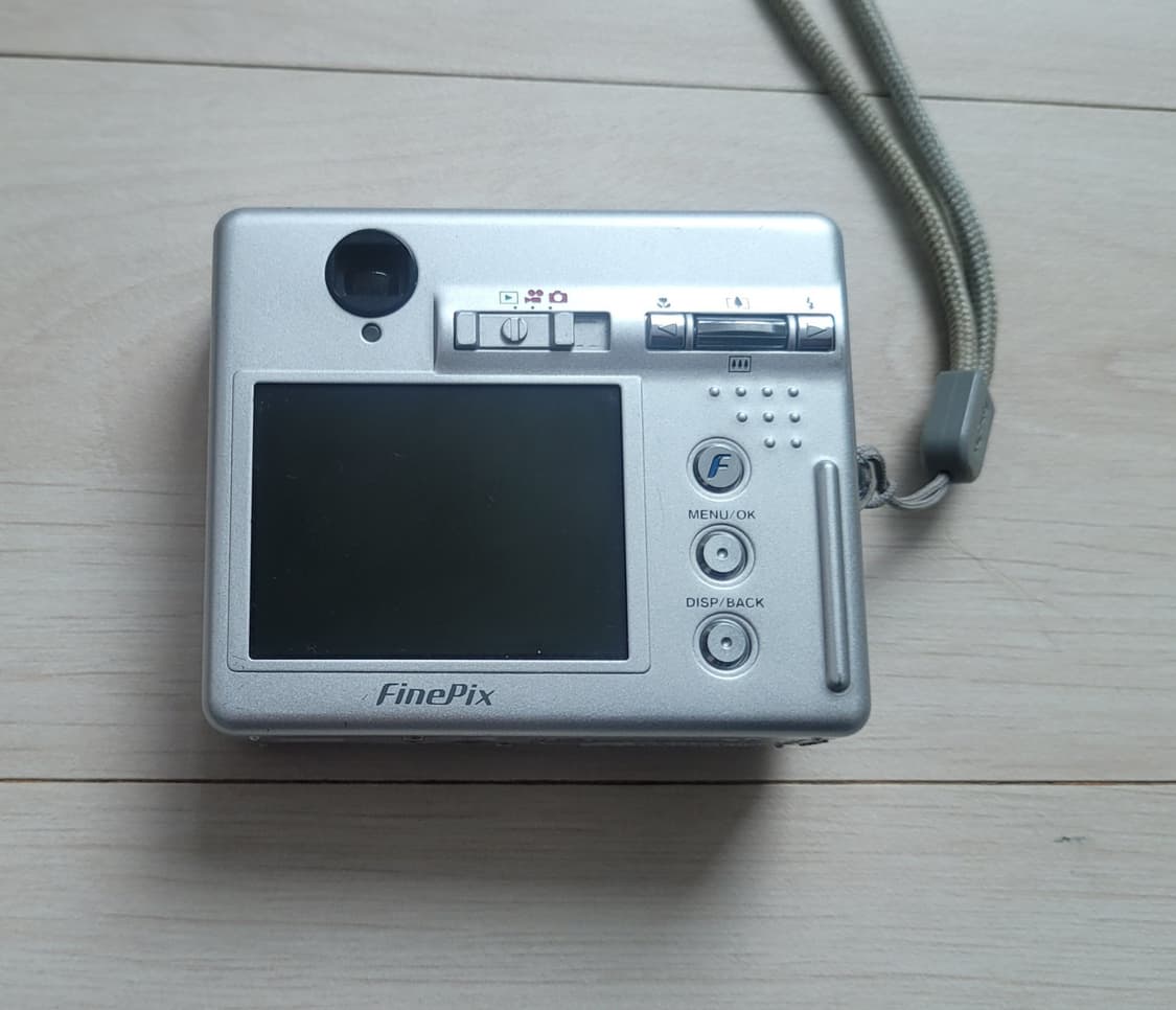 후지필름 파인픽스 F440 디지털카메라(흑점) 상품이미지5