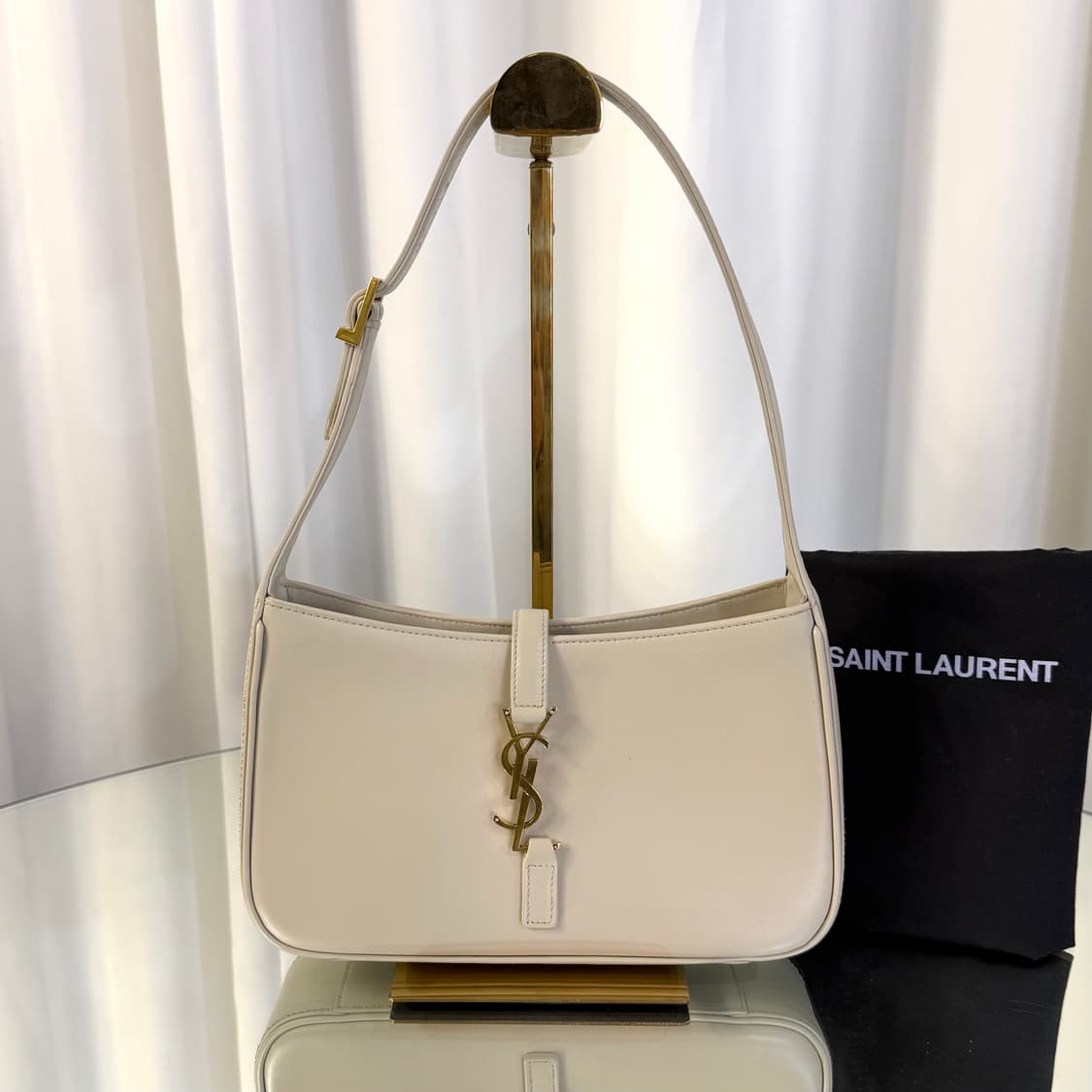 생로랑 LE 5 A 7 호보백 스몰 상품이미지1