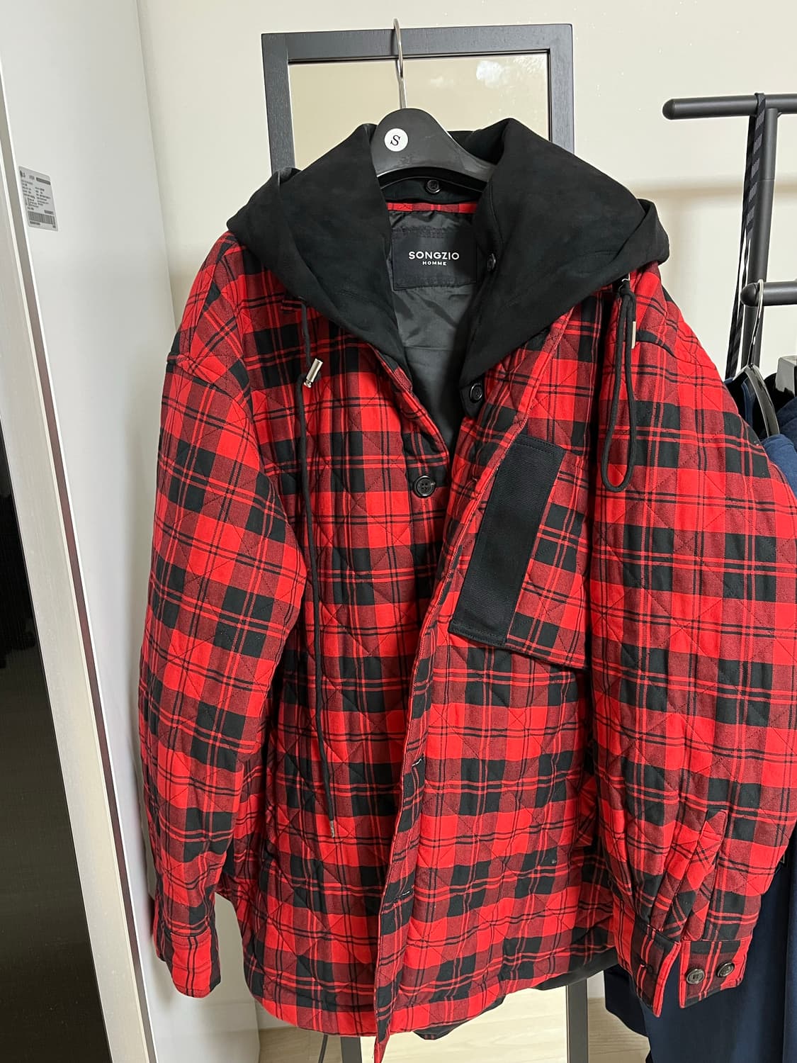 송지오옴므 레드퀄팅 체크후드자켓 50사이즈 상품이미지1