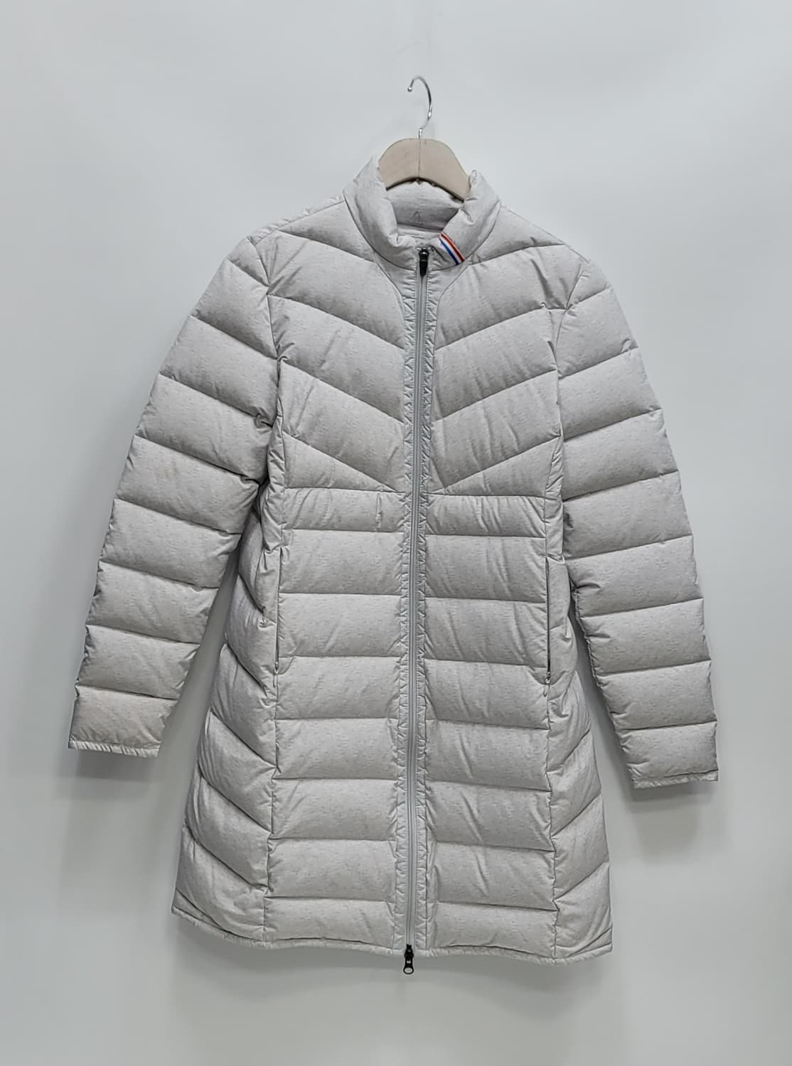 르꼬끄 구스 다운 경량 패딩 / 여 85 (S) 화이트그레이
 상품이미지1