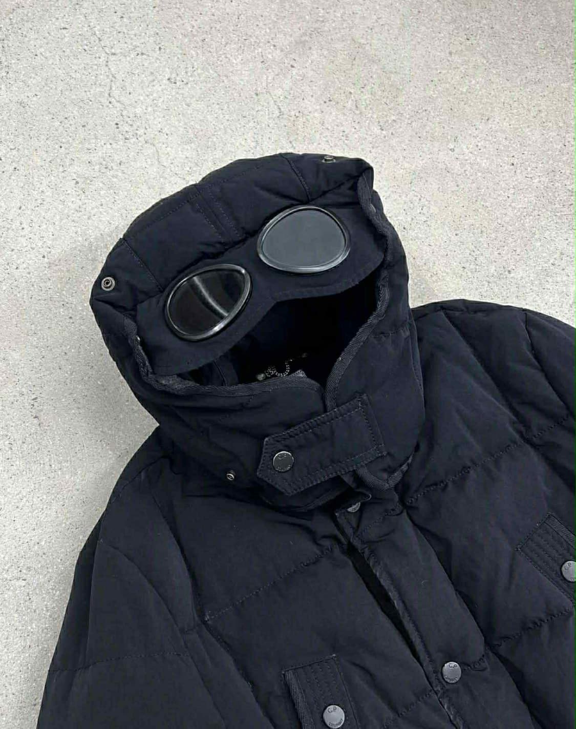 CP 컴퍼니 구스다운 패딩 상품이미지2