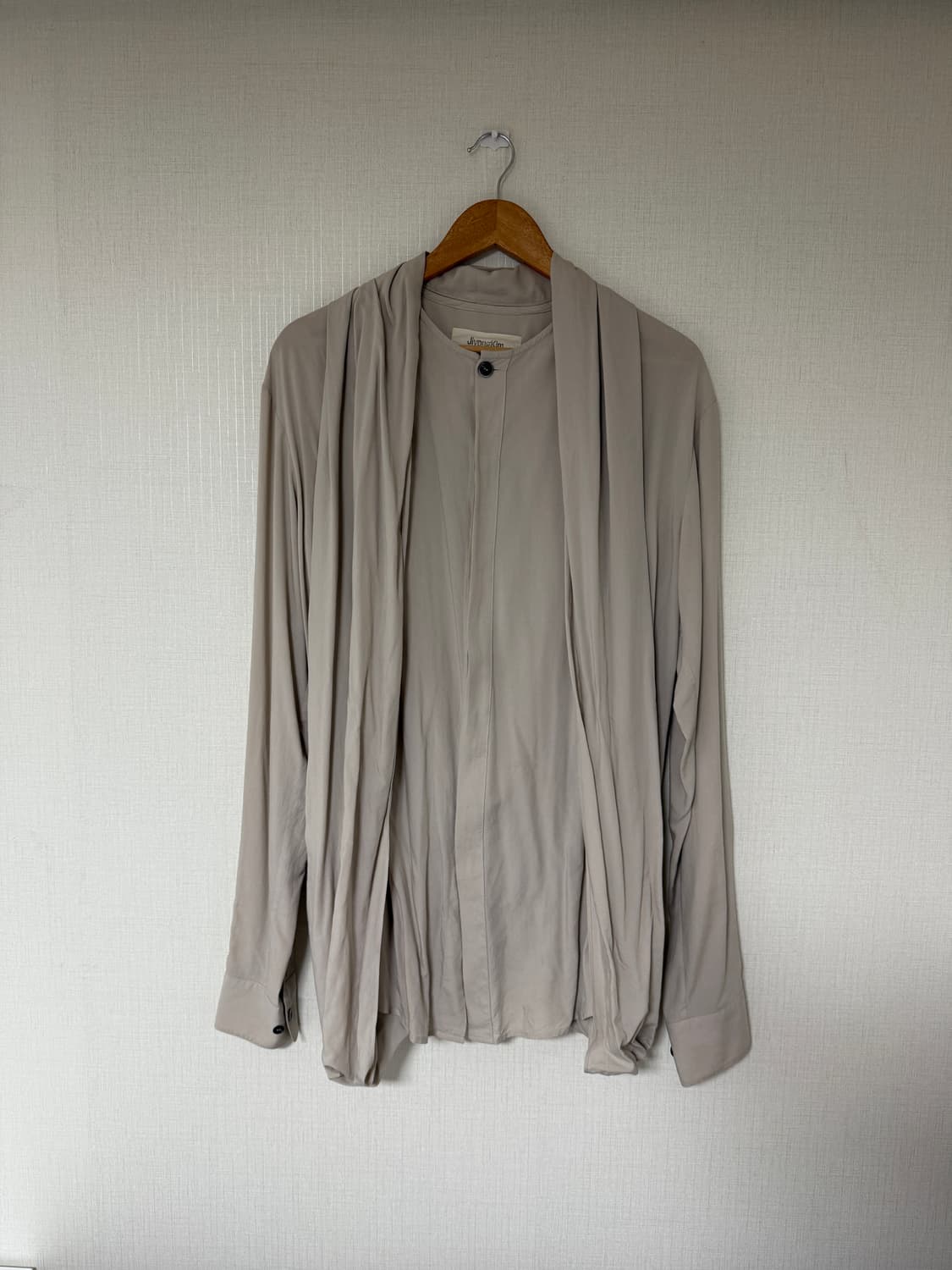 지용킴 22AW 드레이핑 셔츠 상품이미지5