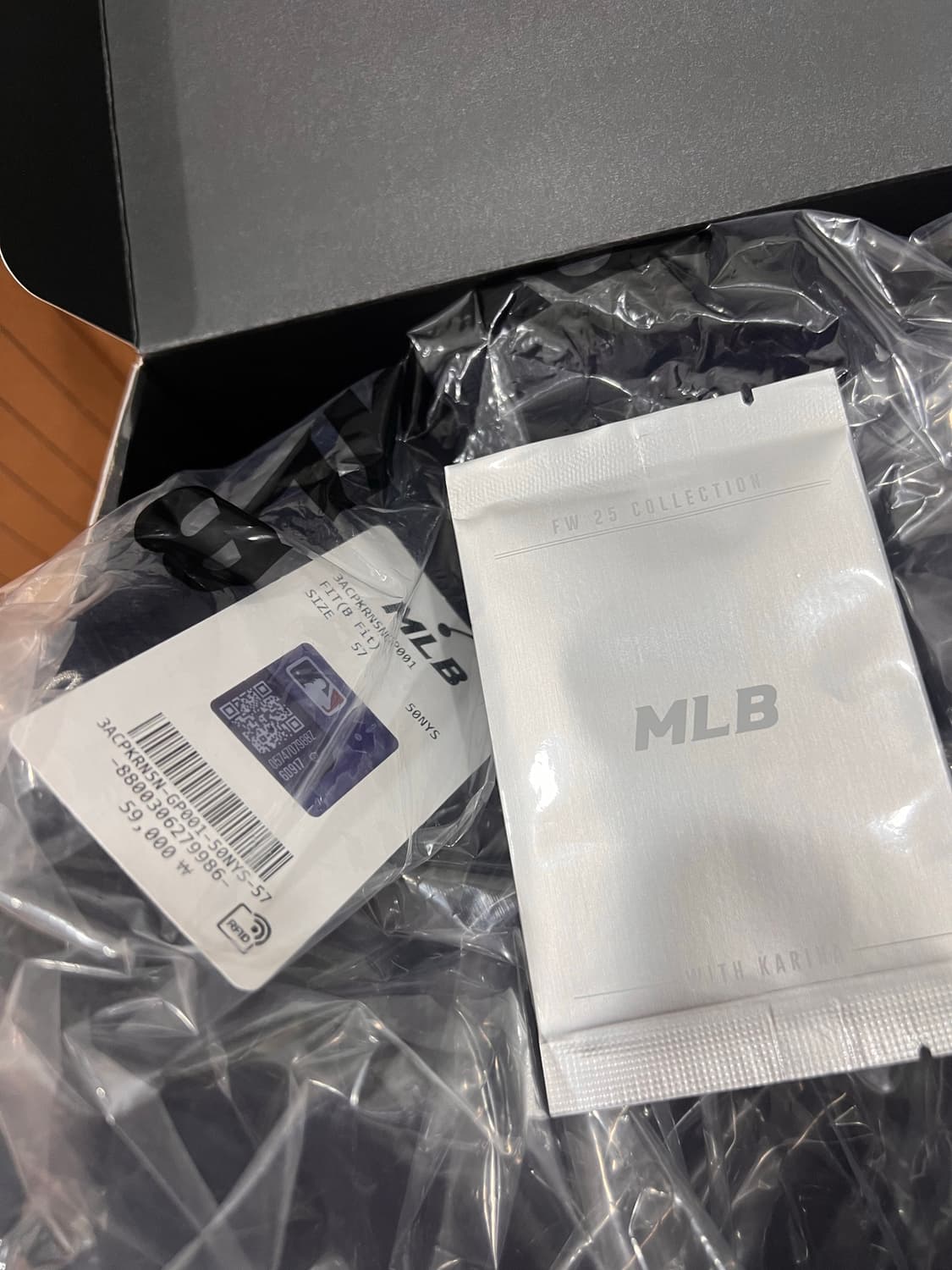(57) MLB 카리나 익스클루시브 스트럭쳐 볼캡 뉴욕 양키스 네이비 상품이미지3