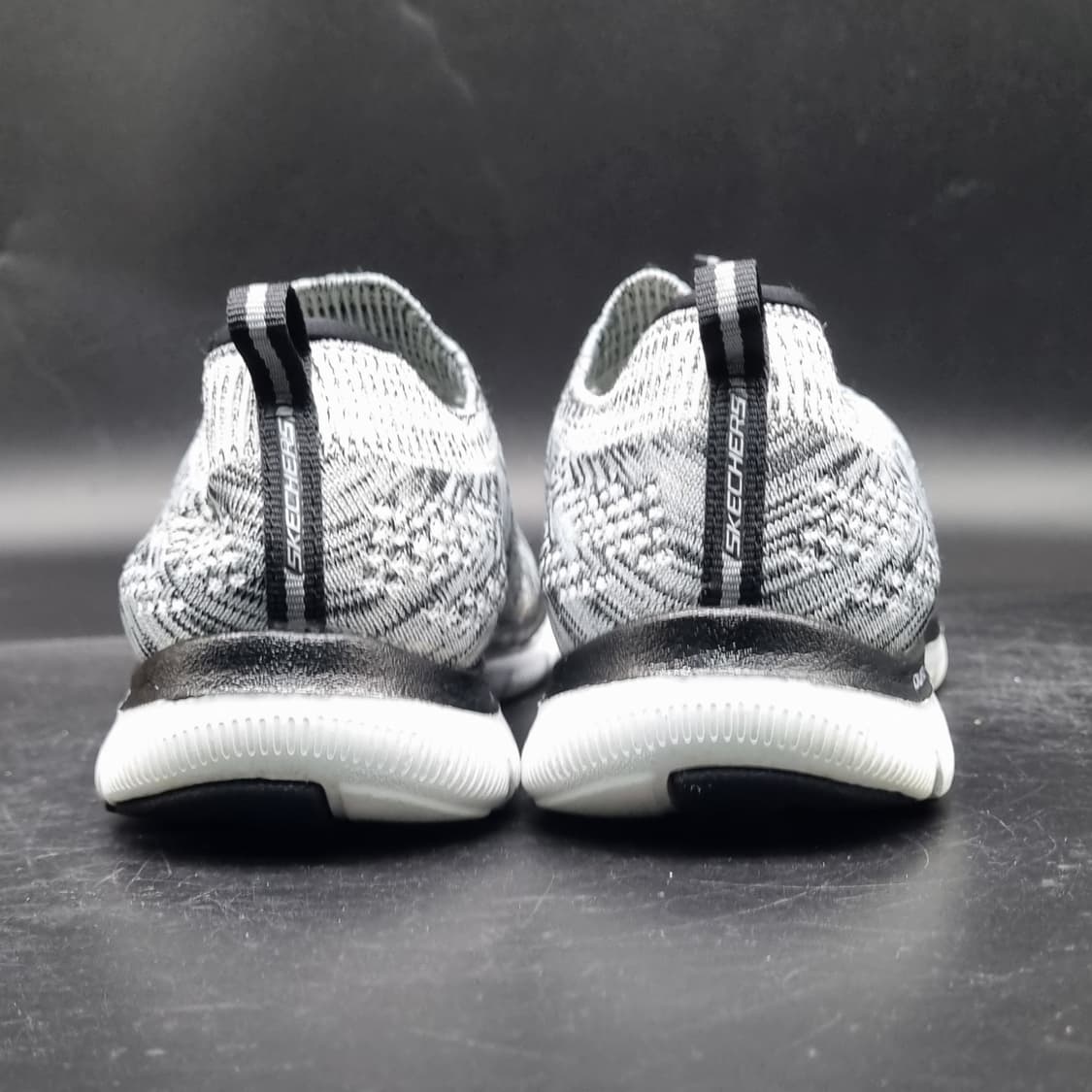 스케쳐스 듀얼라이트 니트 슬립온255 상품이미지4