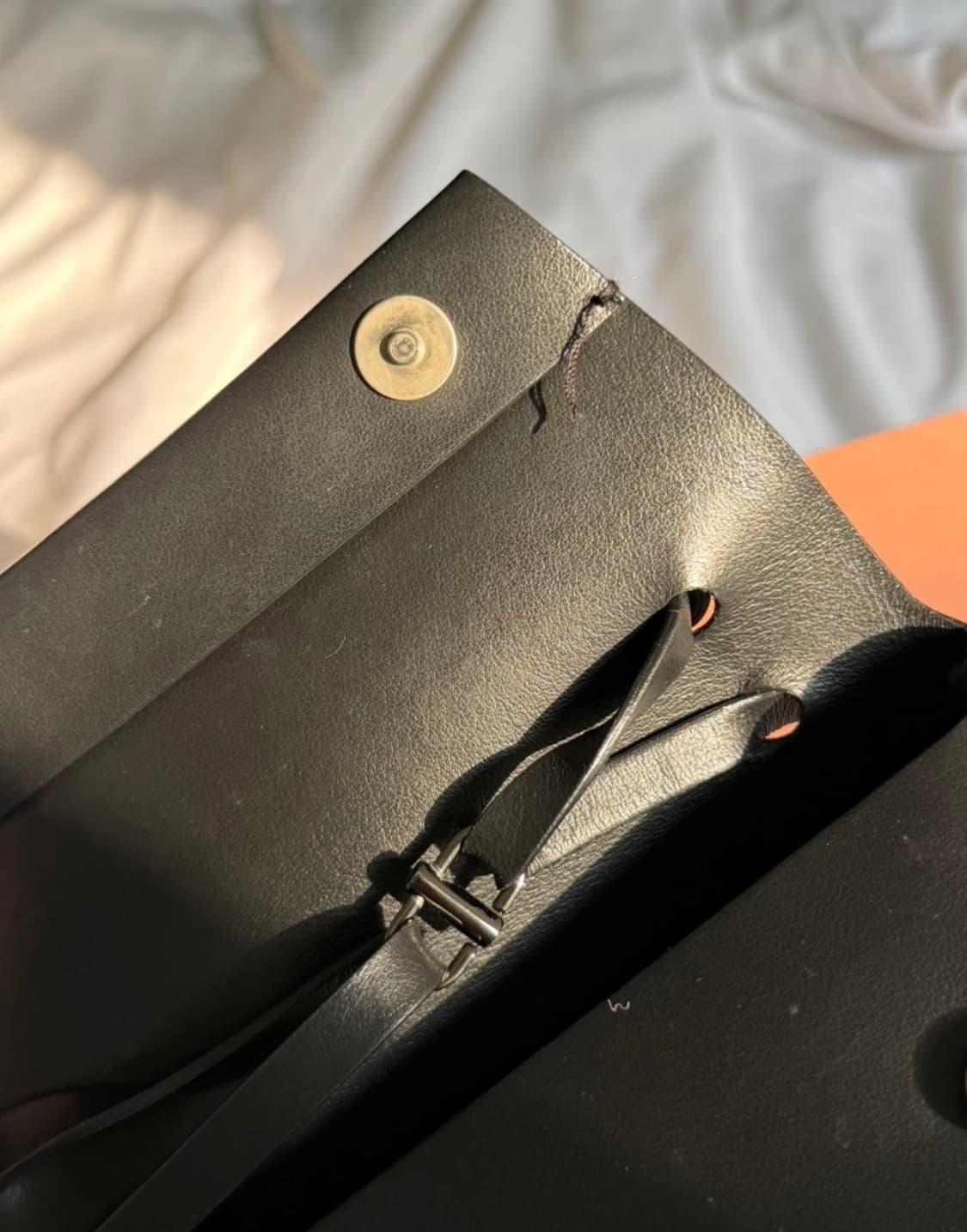 아크네 스튜디오 미니 크로스백 블랙 상품이미지6