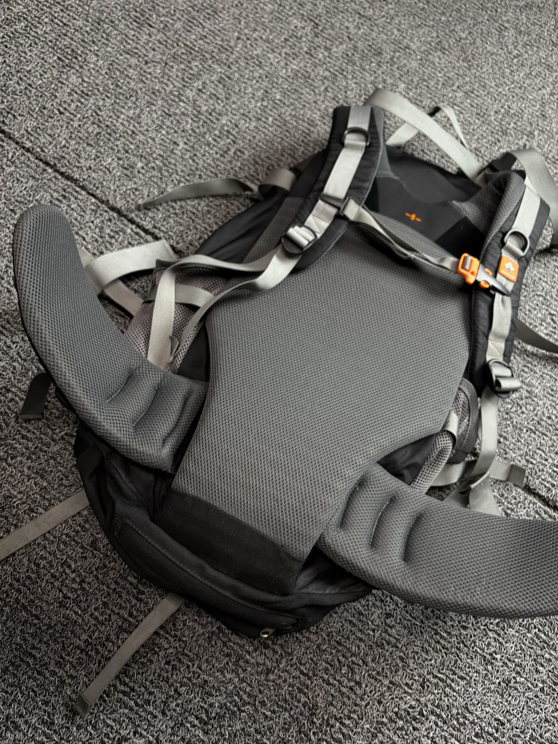 몽벨 루루이45 트레벌 가이드 트레킹 백팩 2121 상품이미지5