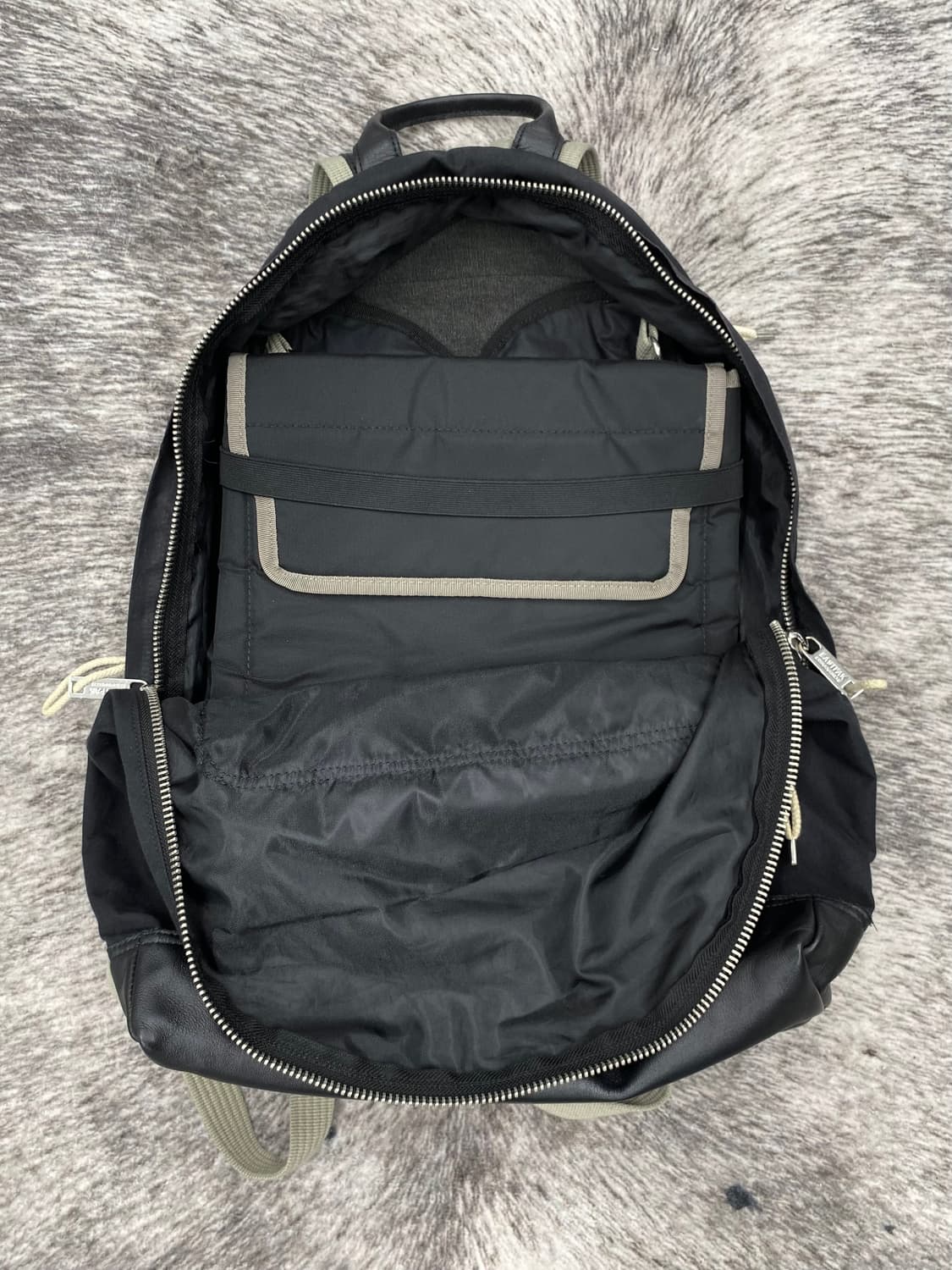 이스트팩 x 크리스 반 아쉐 키홀더 백팩 (2013) 상품이미지6